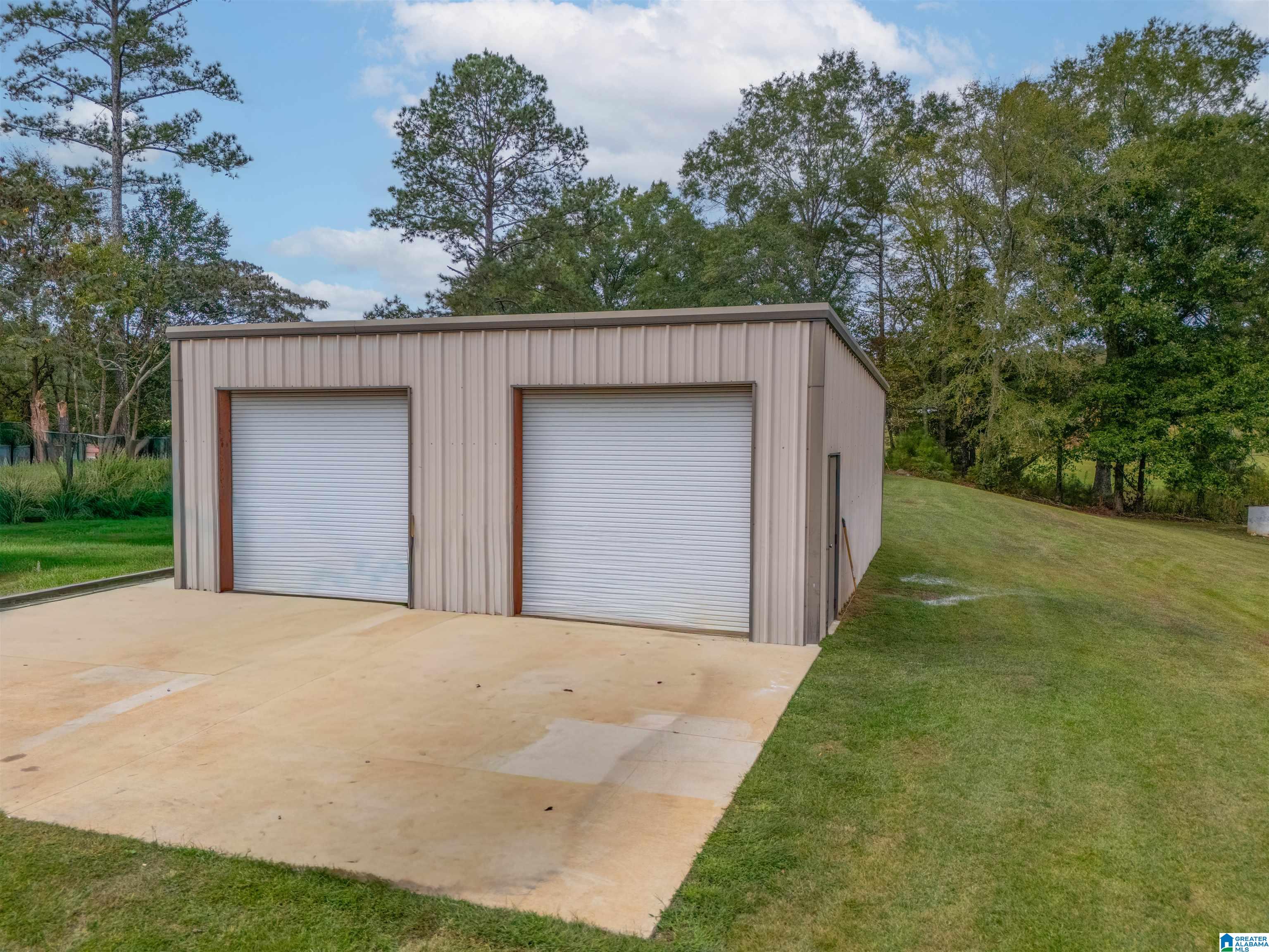 Homes for sale in Anniston, AL | 3820 Bynum Leatherwood Road, Anniston, AL 36206 | MLS# 21433550