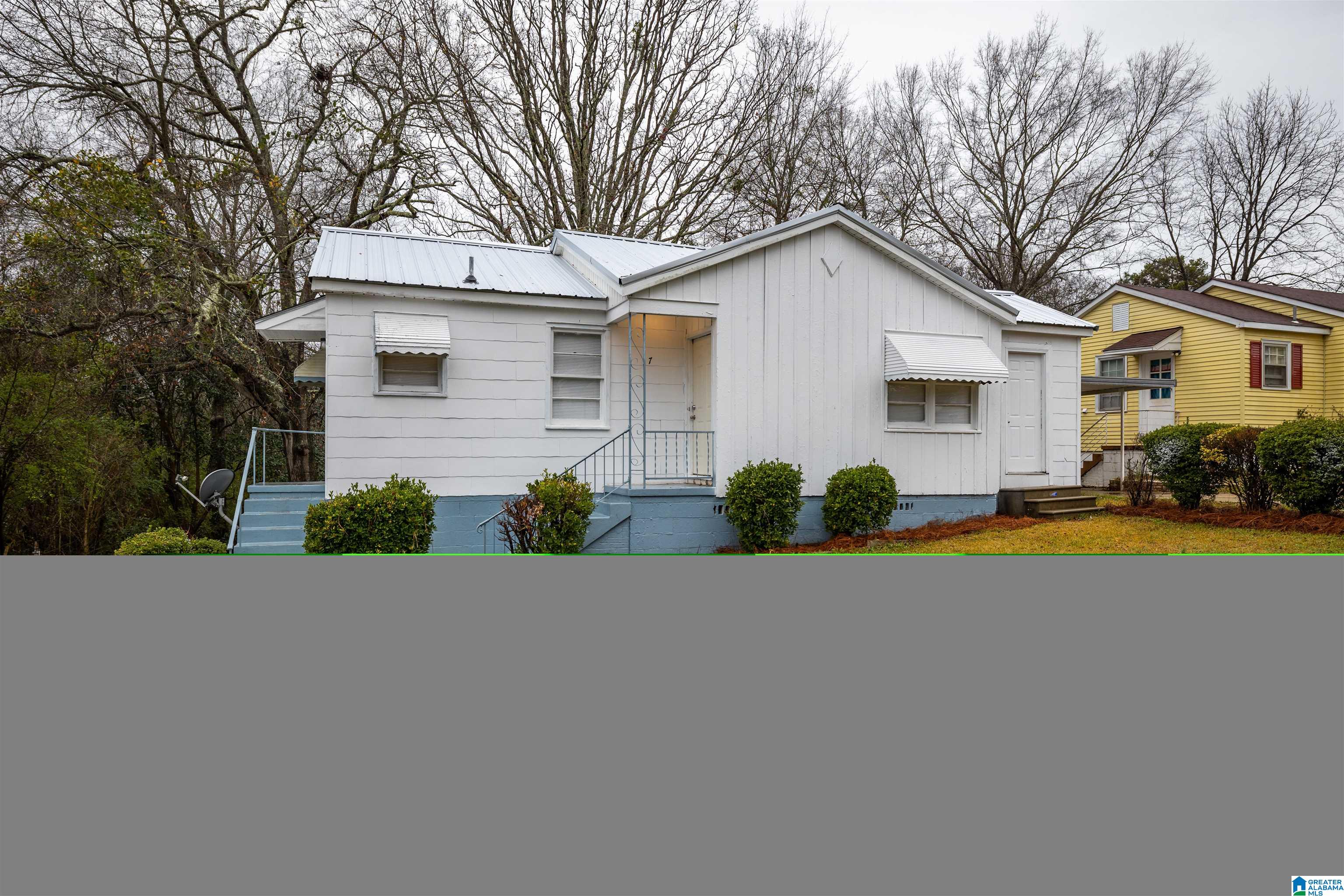 Homes for sale in Childersburg, AL | 7 Lakeside Dr, Childersburg, AL 35044 | MLS# 21433560