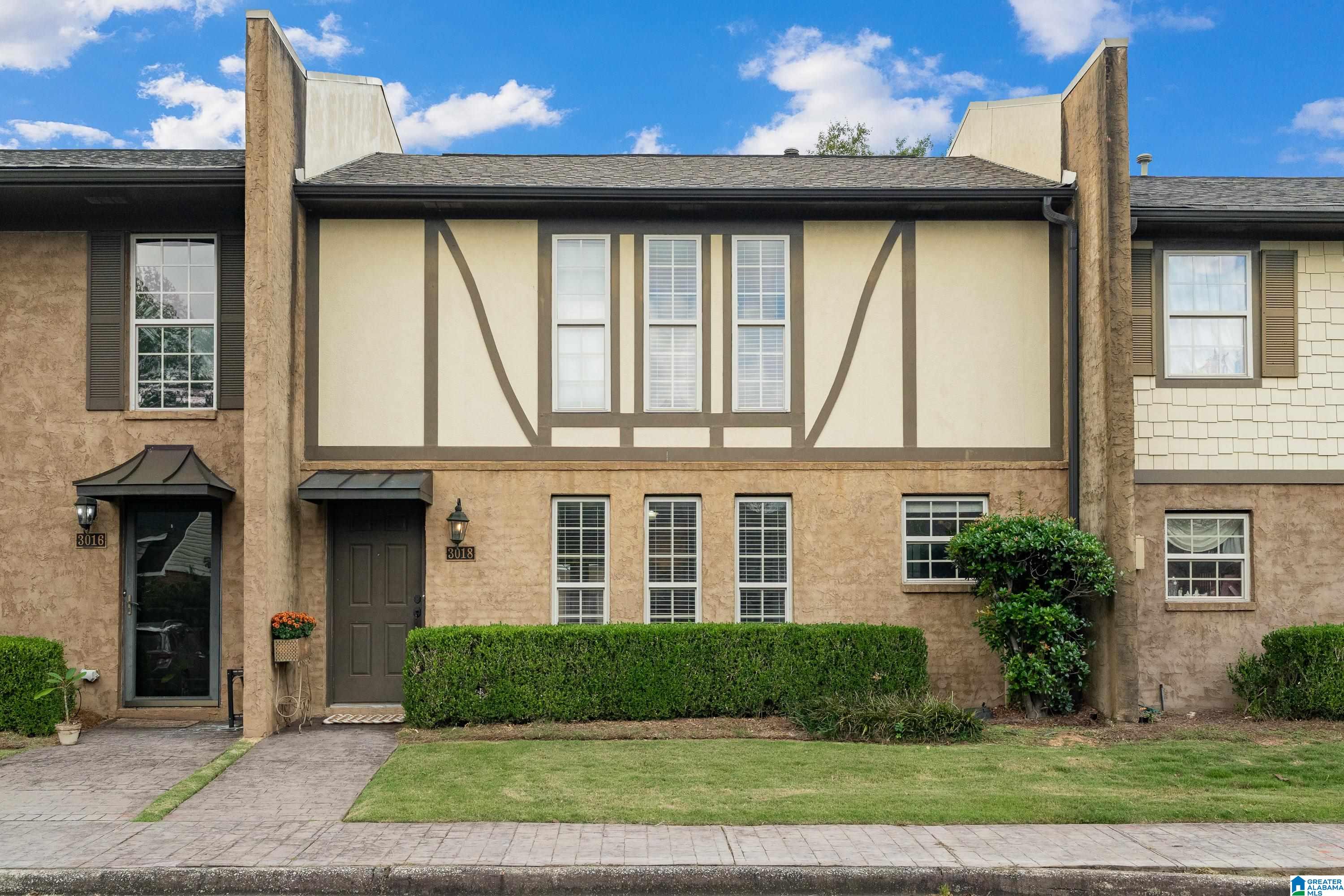 3018 ABBEY PARK