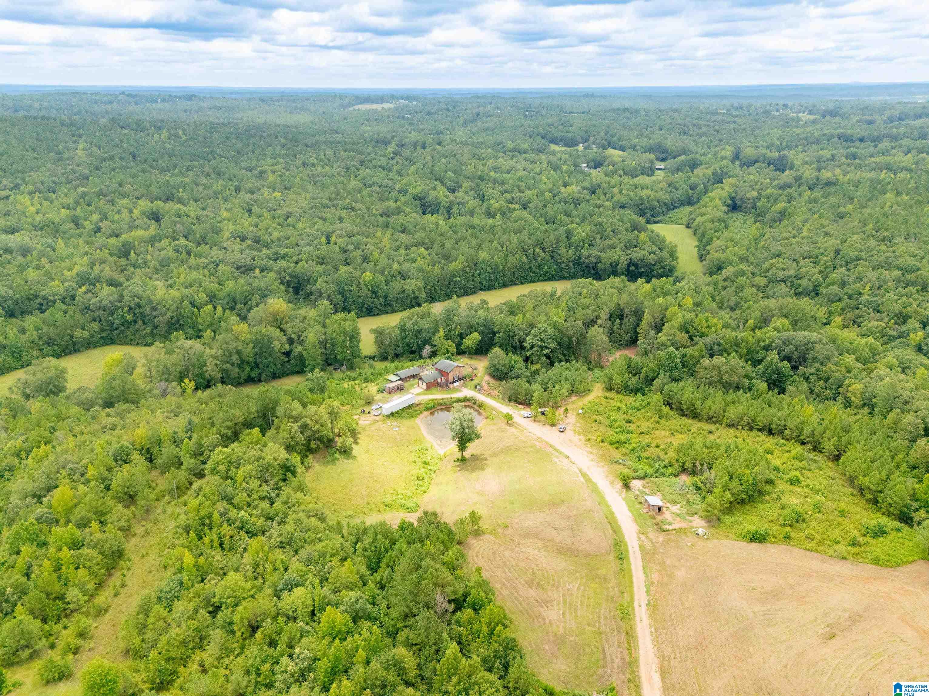 1689 County Road 864