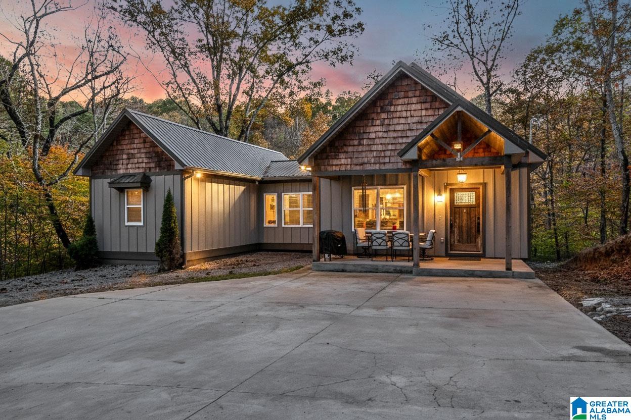 Homes for sale in Ohatchee, AL | 1595 Mohawk Cliff Road, Ohatchee, AL 36271 | MLS# 21433708