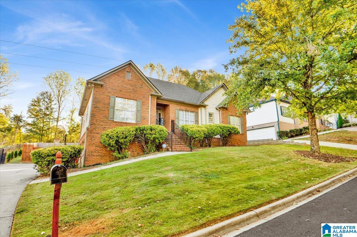 2255 CLAIRMONT DRIVE