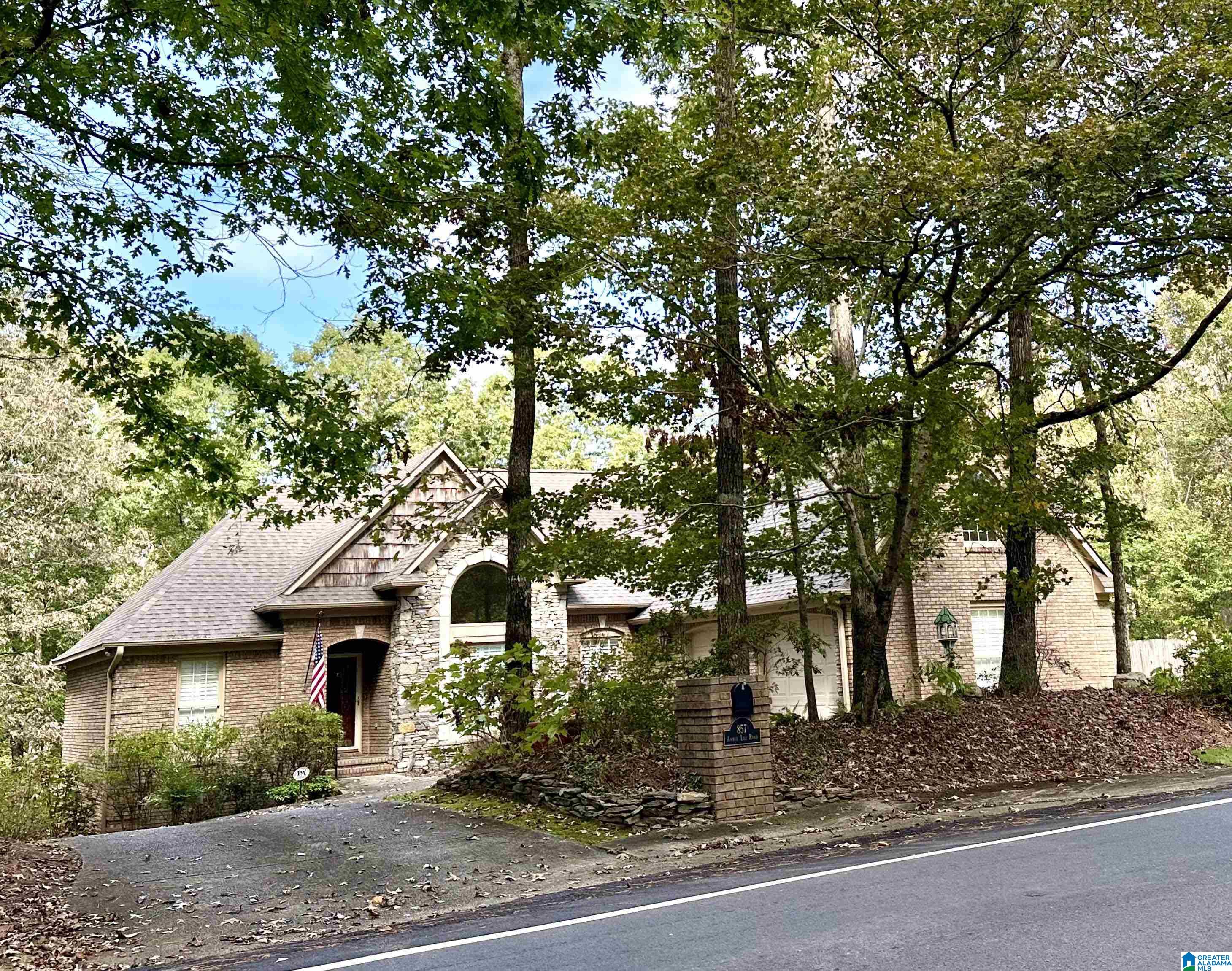 Homes for sale in Trussville, AL | 857 Annie Lee Road, Trussville, AL 35173 | MLS# 21433773