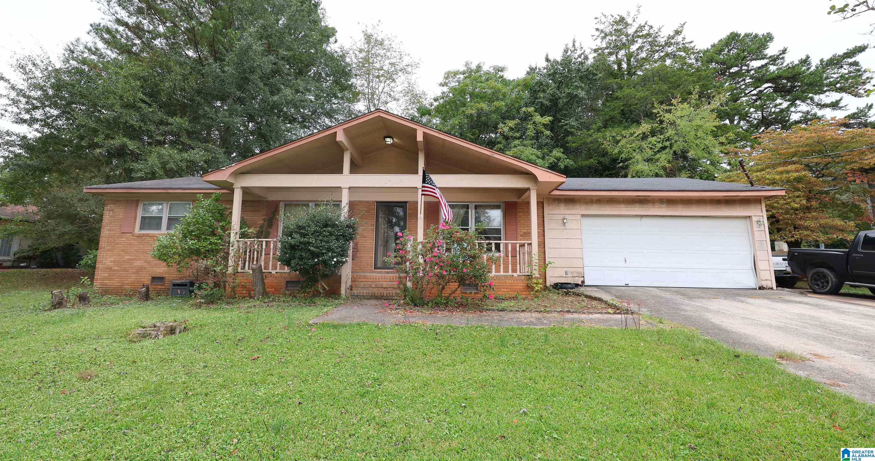 1404 GREEN MEADOW ROAD