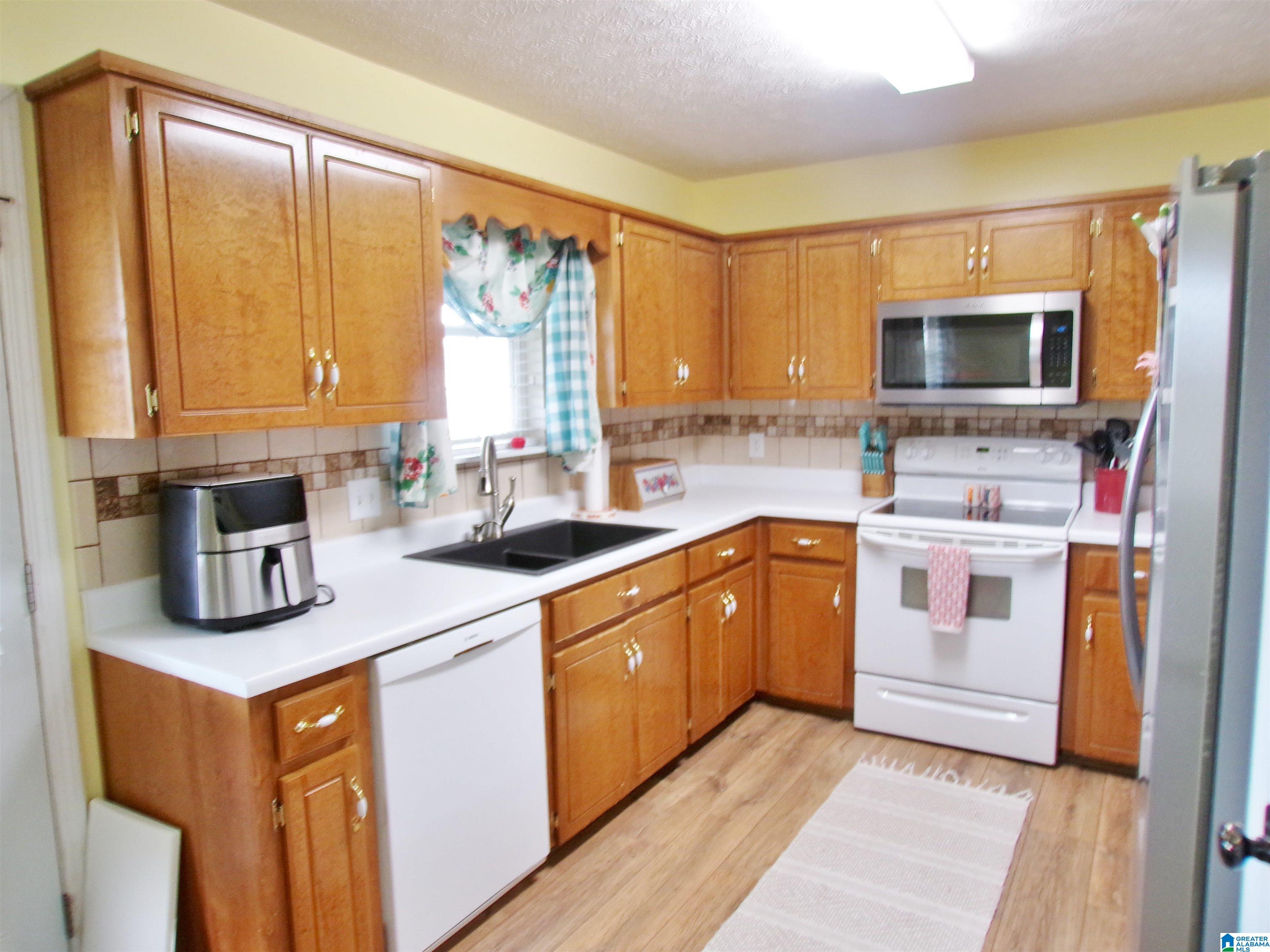 Homes for sale in Weaver, AL | 242 Andrew Dr, Weaver, AL 36277 | MLS# 21433806