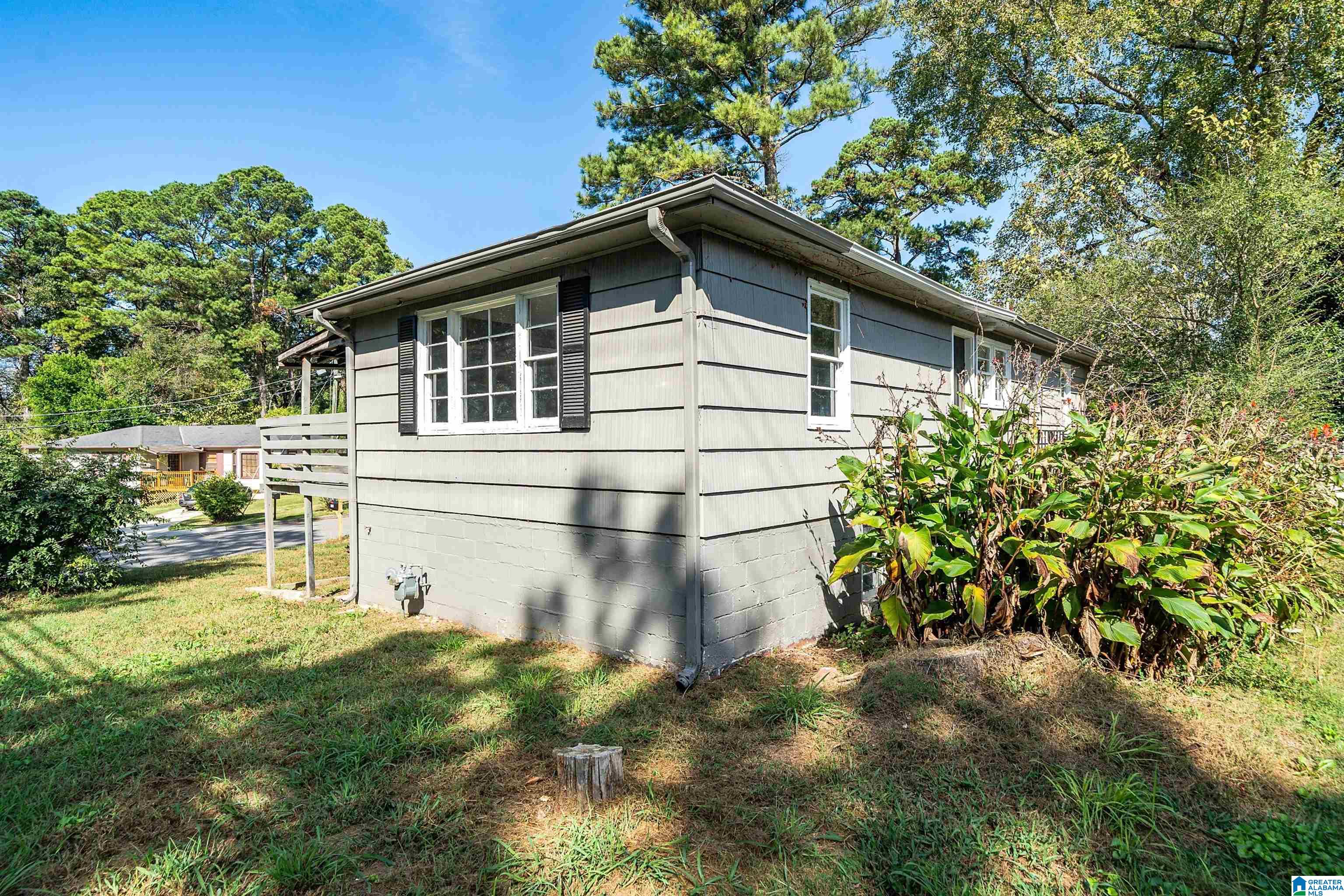 Homes for sale in Center Point, AL | 1301 5Th Pl Nw, Center Point, AL 35215 | MLS# 21433862