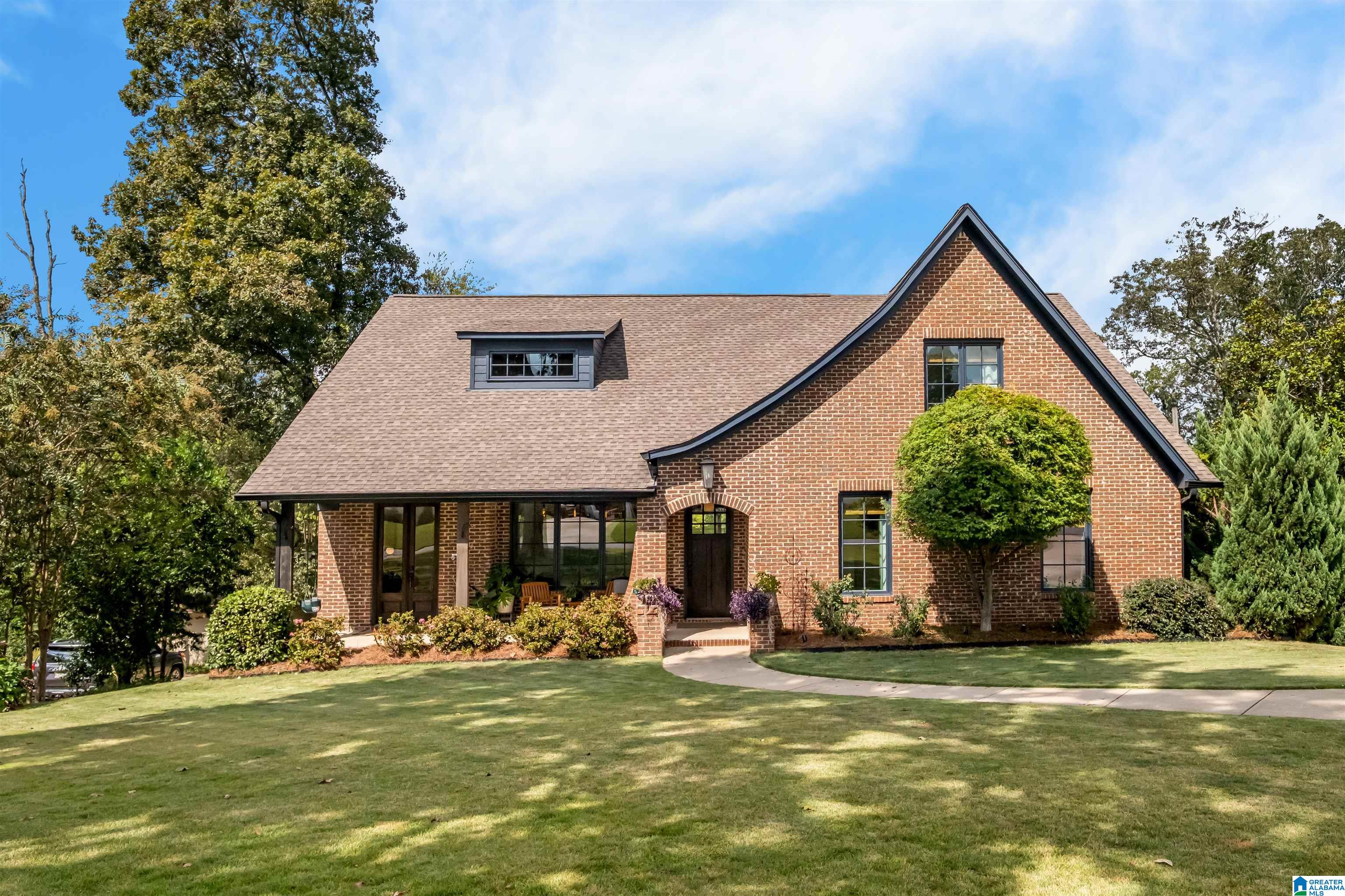 1848 INDIAN HILL ROAD