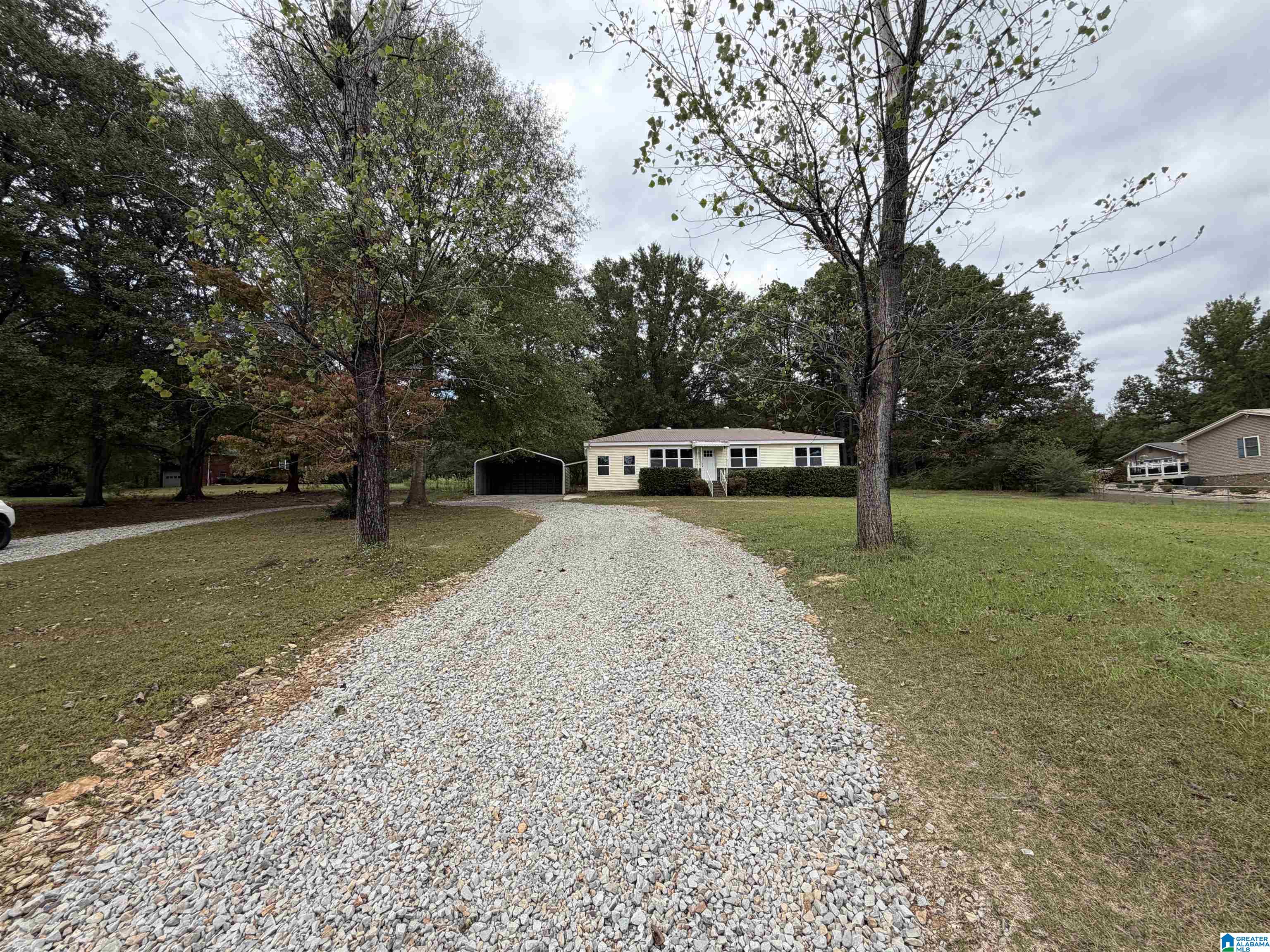 Homes for sale in Warrior, AL | 240 Tumblin Road, Warrior, AL 35180 | MLS# 21433944