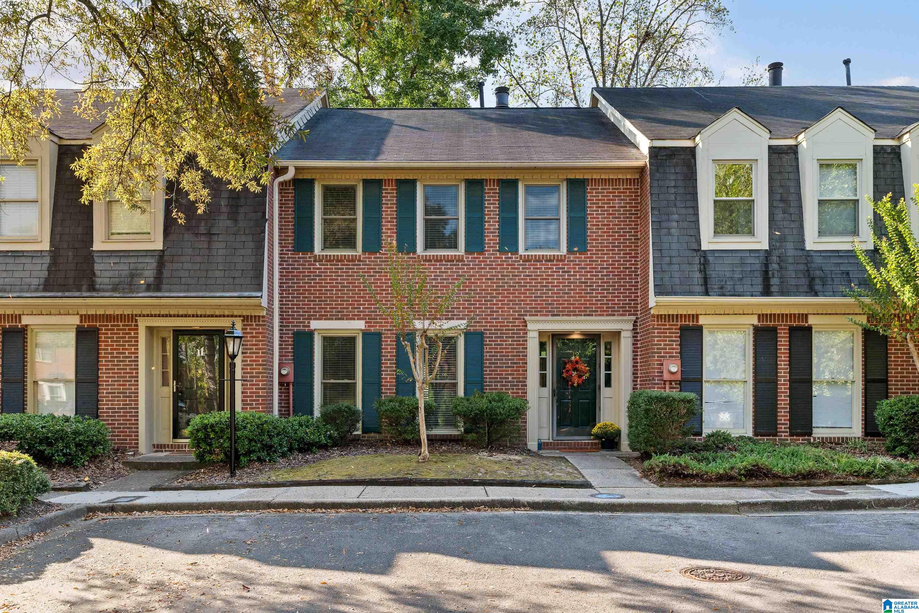 12 ASHFORD CIRCLE