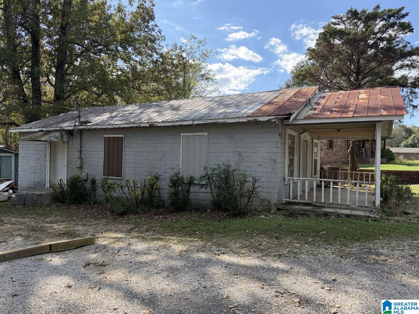 Homes for sale in Warrior, AL | 480 Trafford Road, Warrior, AL 35180 | MLS# 21434014