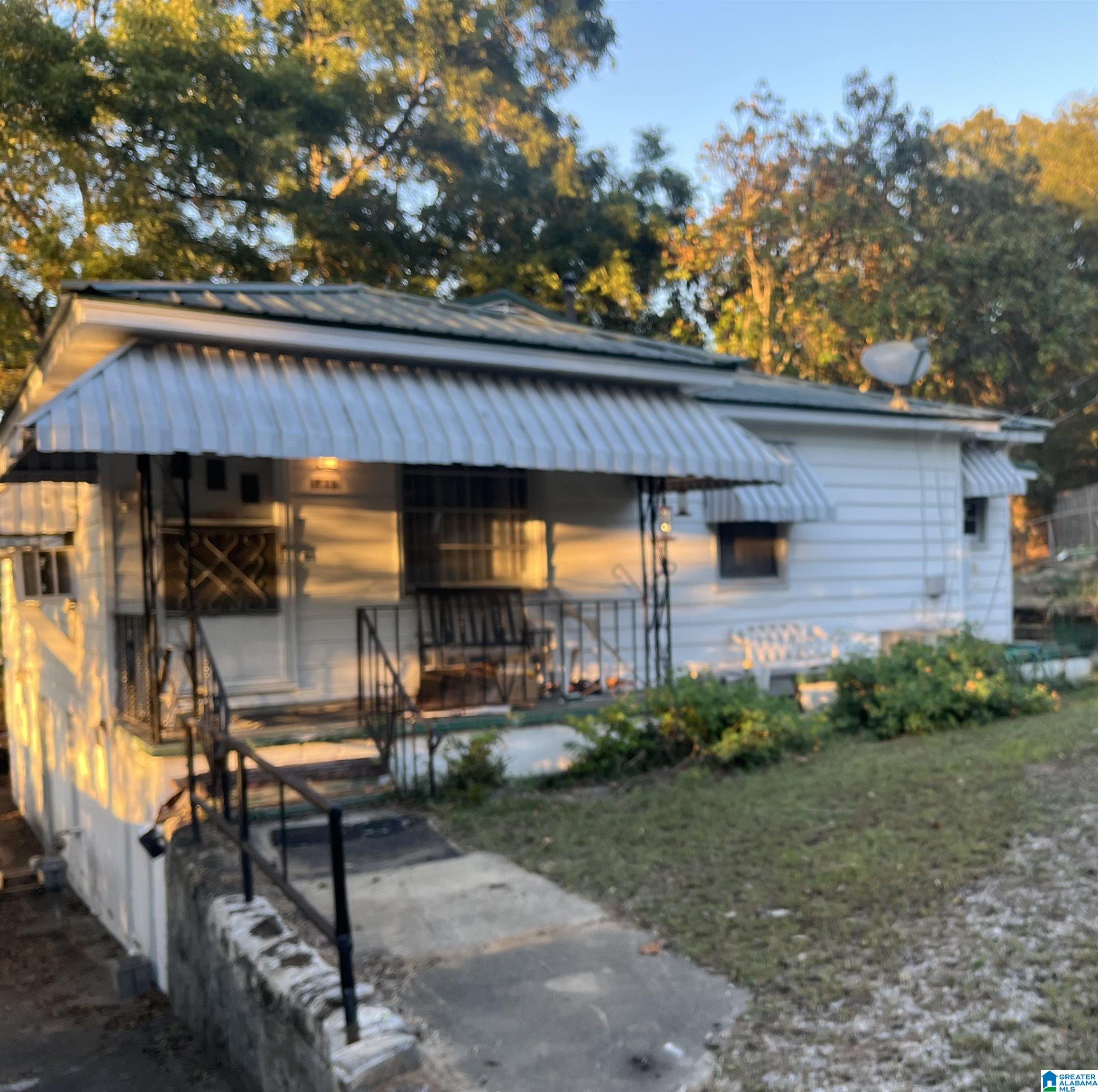 Homes for sale in Fultondale, AL | 1413 6th Avenue, Fultondale, AL 35068 | MLS# 21434107