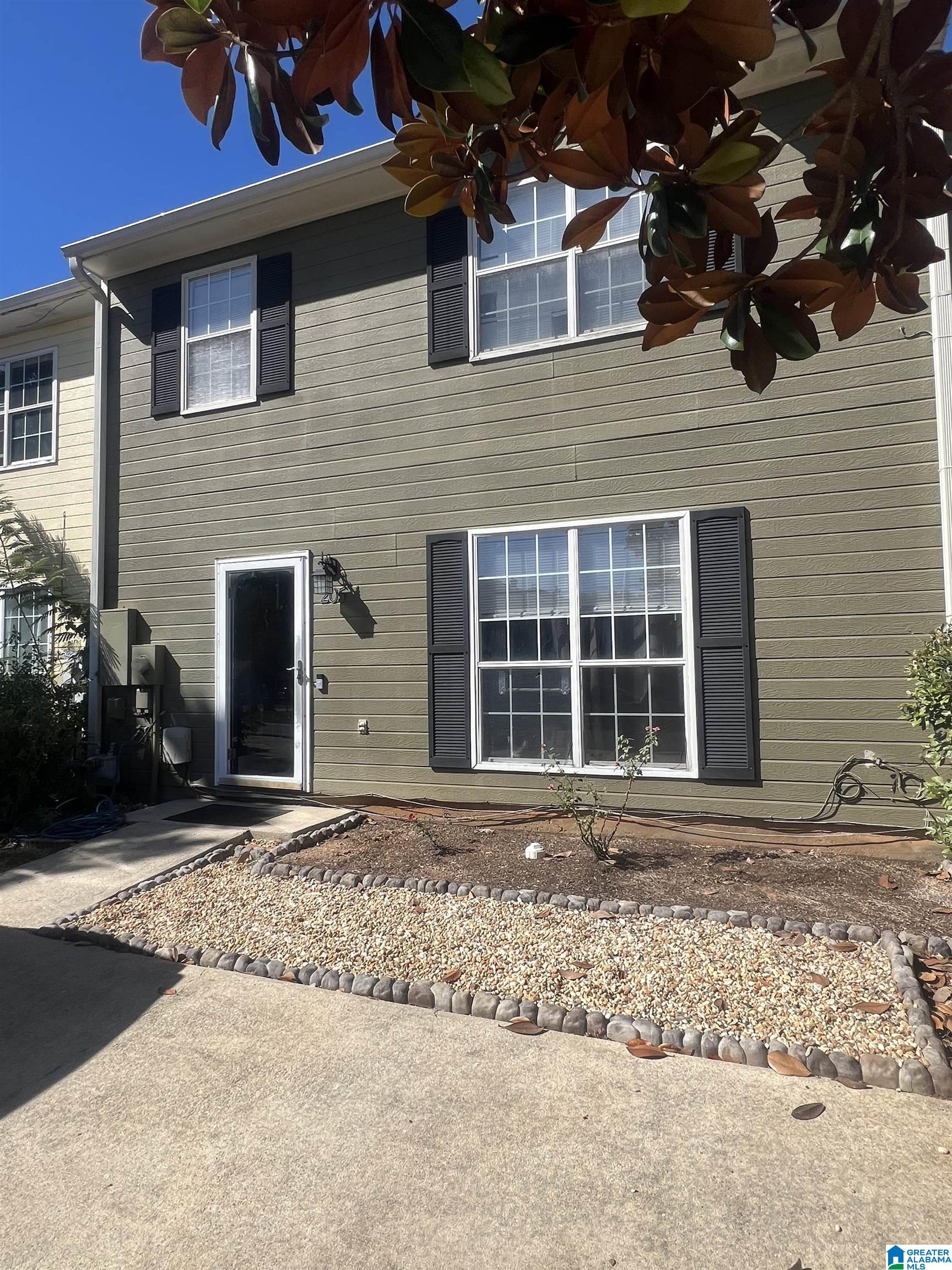 Homes for sale in Alabaster, AL | 205 Willow Point Circle, Alabaster, AL 35007 | MLS# 21434204