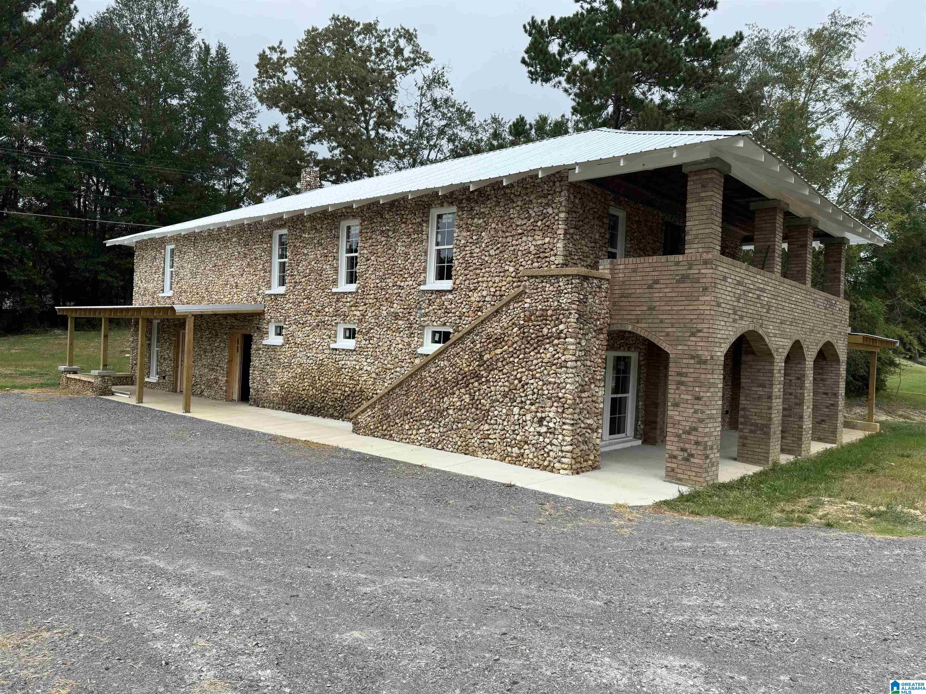 Homes for sale in Ashville, AL | 22327 Us Hwy 411, Ashville, AL 35953 | MLS# 21434222