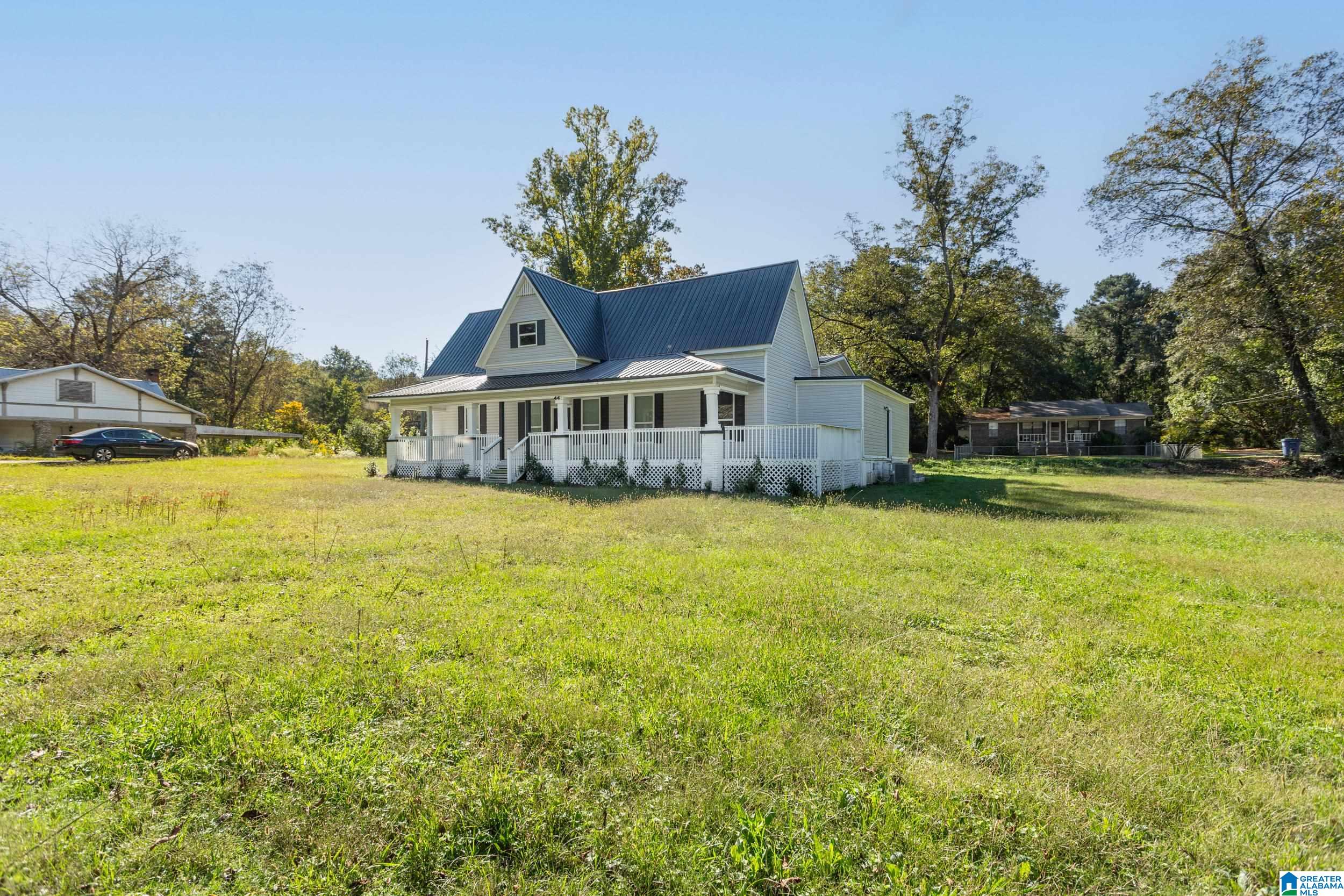 Homes for sale in Ashville, AL | 424 7th Avenue, Ashville, AL 35953 | MLS# 21434347