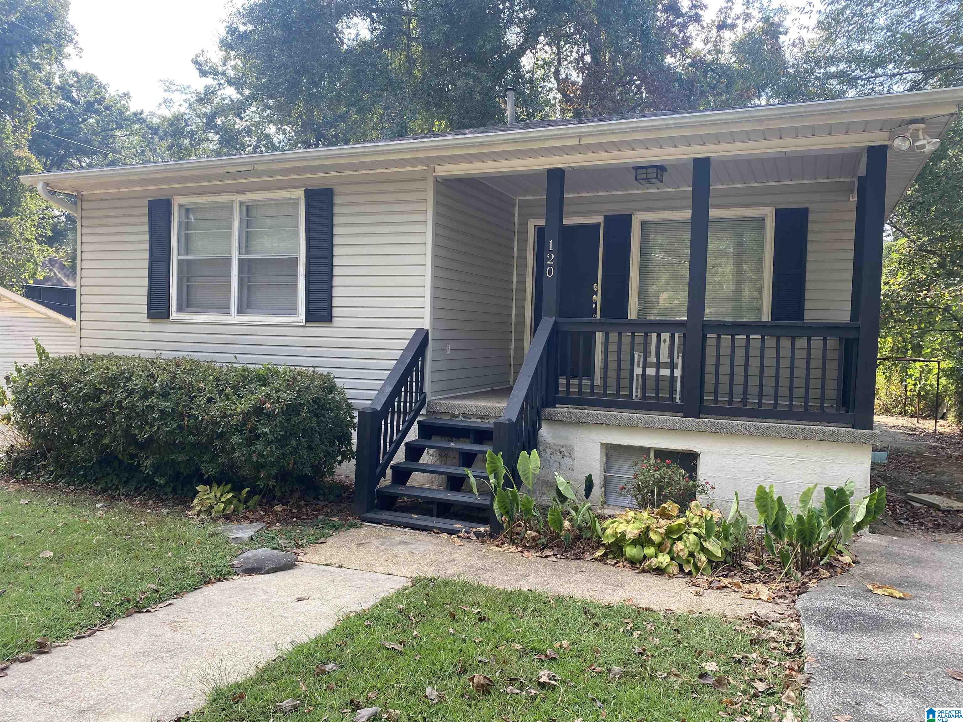 Homes for sale in Hueytown, AL | 120 Springdale Avenue, Hueytown, AL 35023 | MLS# 21434378