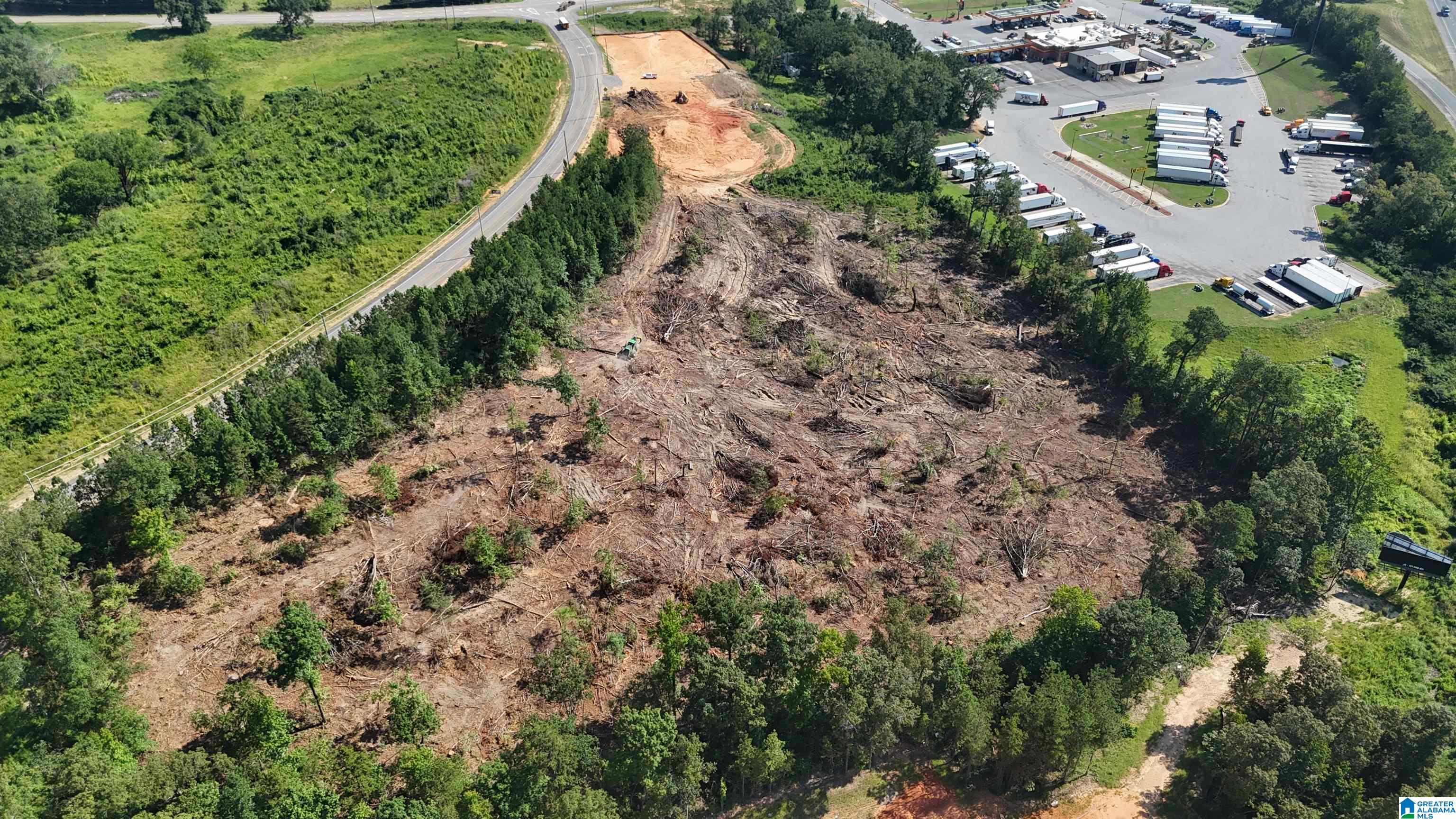 Homes for sale in Woodstock, AL | 12985 Cove Lane, Woodstock, AL 35111 | MLS# 21434385