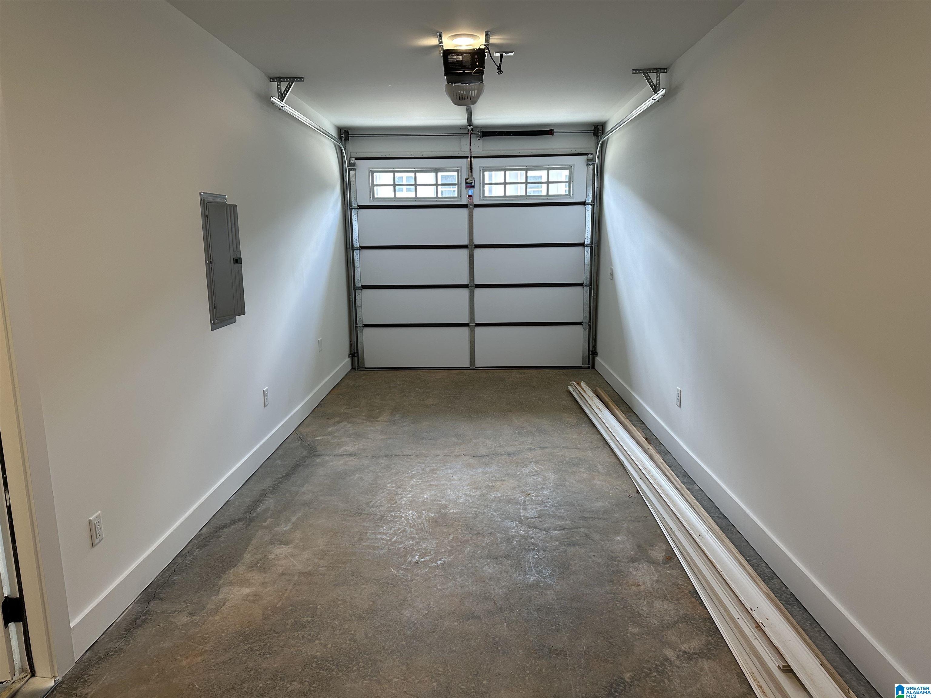 Homes for sale in Woodstock, AL | 12985 Cove Lane, Woodstock, AL 35111 | MLS# 21434385