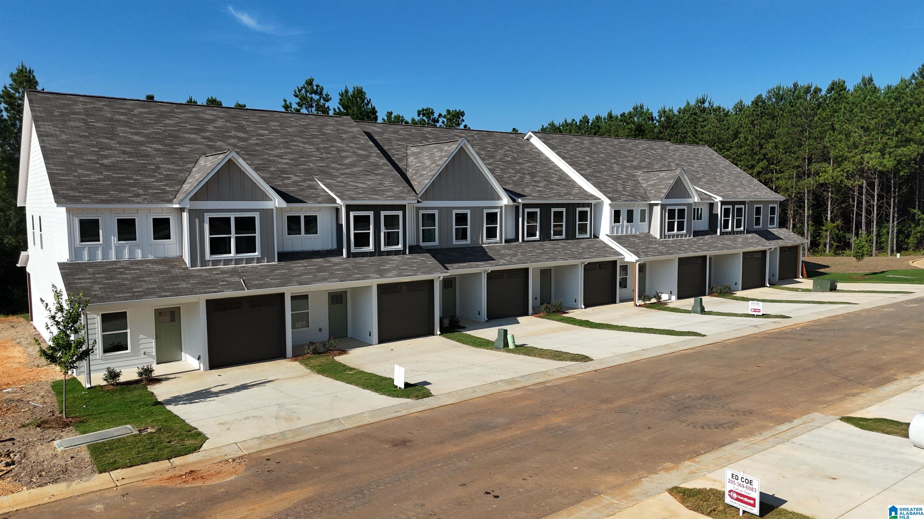 Homes for sale in Woodstock, AL | 12981 Cove Lane, Woodstock, AL 35111 | MLS# 21434387