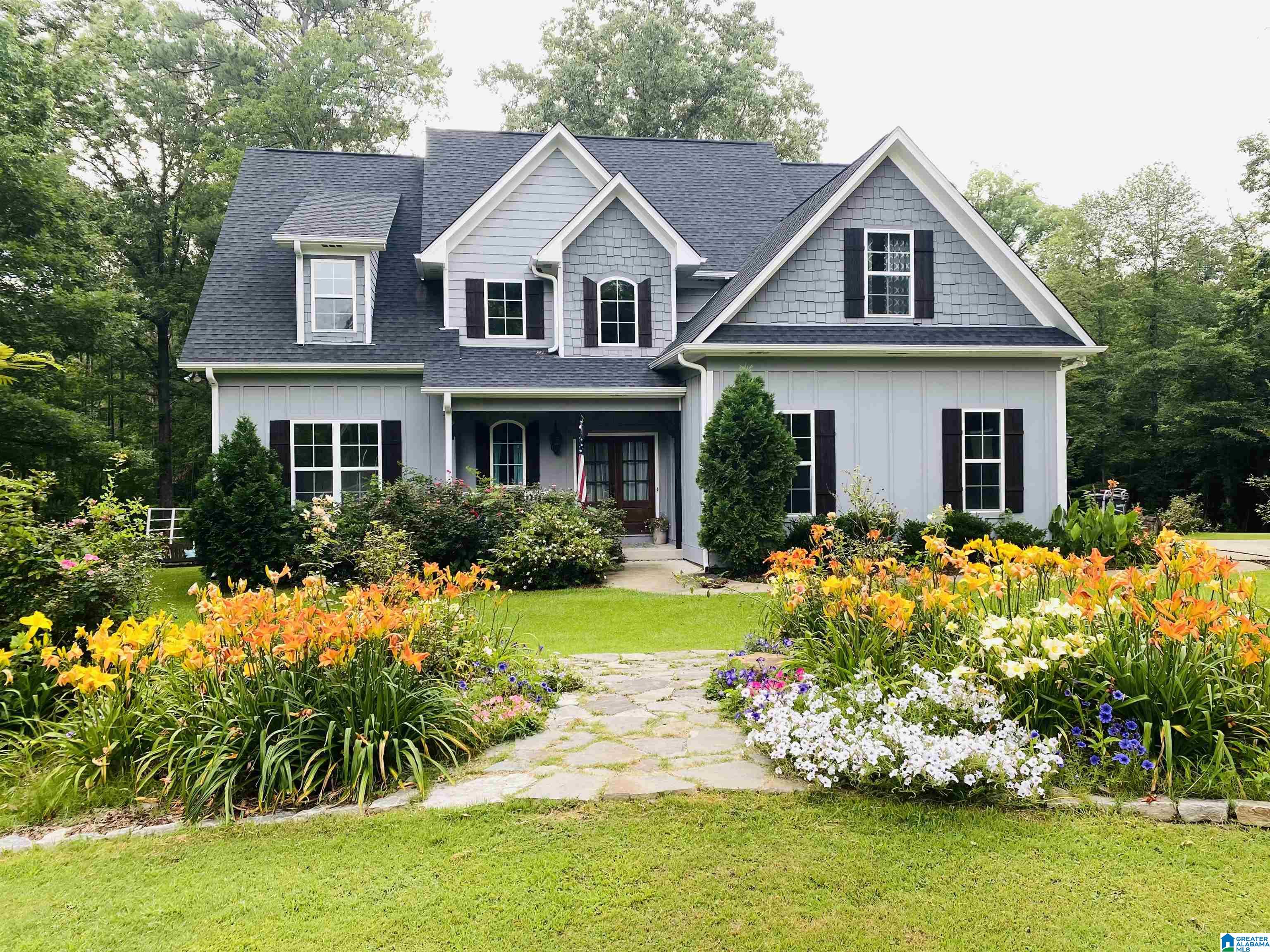 Homes for sale in Sterrett, AL | 10180 E Hwy 55, Sterrett, AL 35147 | MLS# 21434520