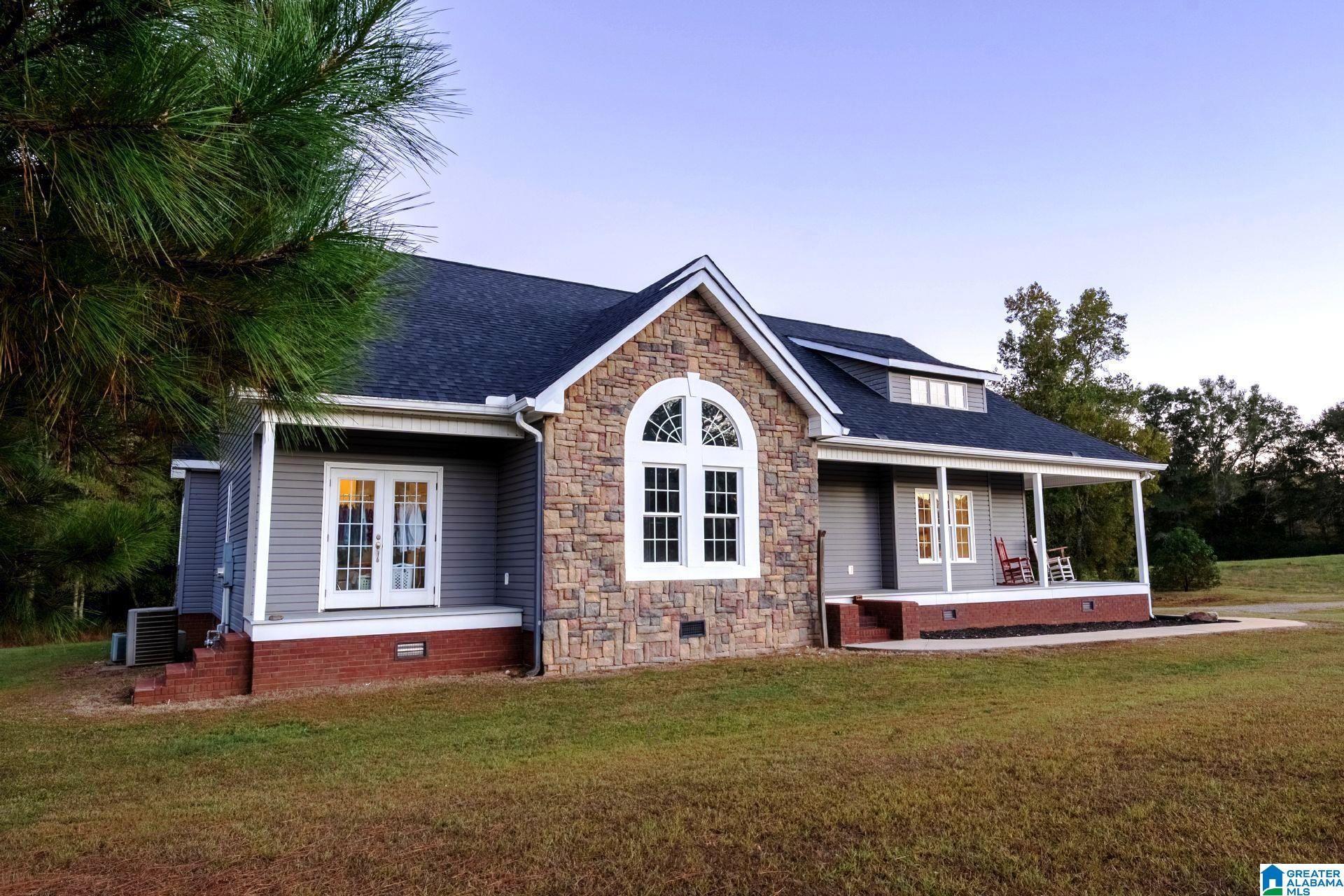 Homes for sale in Lineville, AL | 214 Crooked Tree Dr, Lineville, AL 36266 | MLS# 21434566