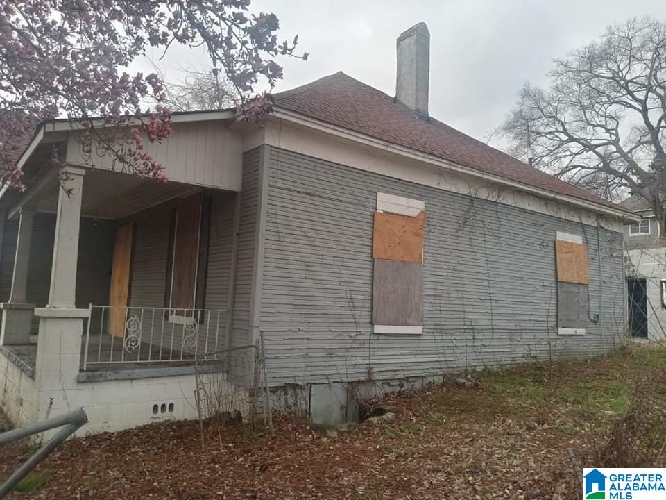 Homes for sale in Birmingham, AL | 2524 Warrior Road, Birmingham, AL 35208 | MLS# 21434579