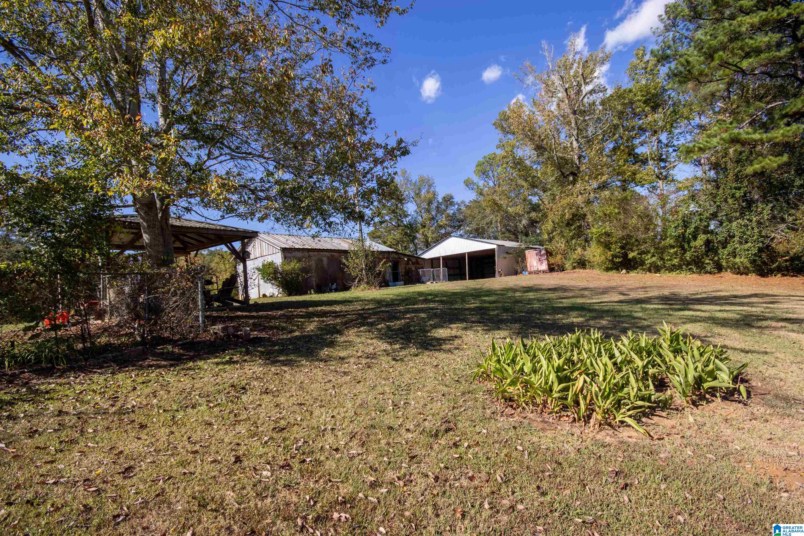 Homes for sale in Jemison, AL | 1449 County Road 8, Jemison, AL 35085 | MLS# 21434599