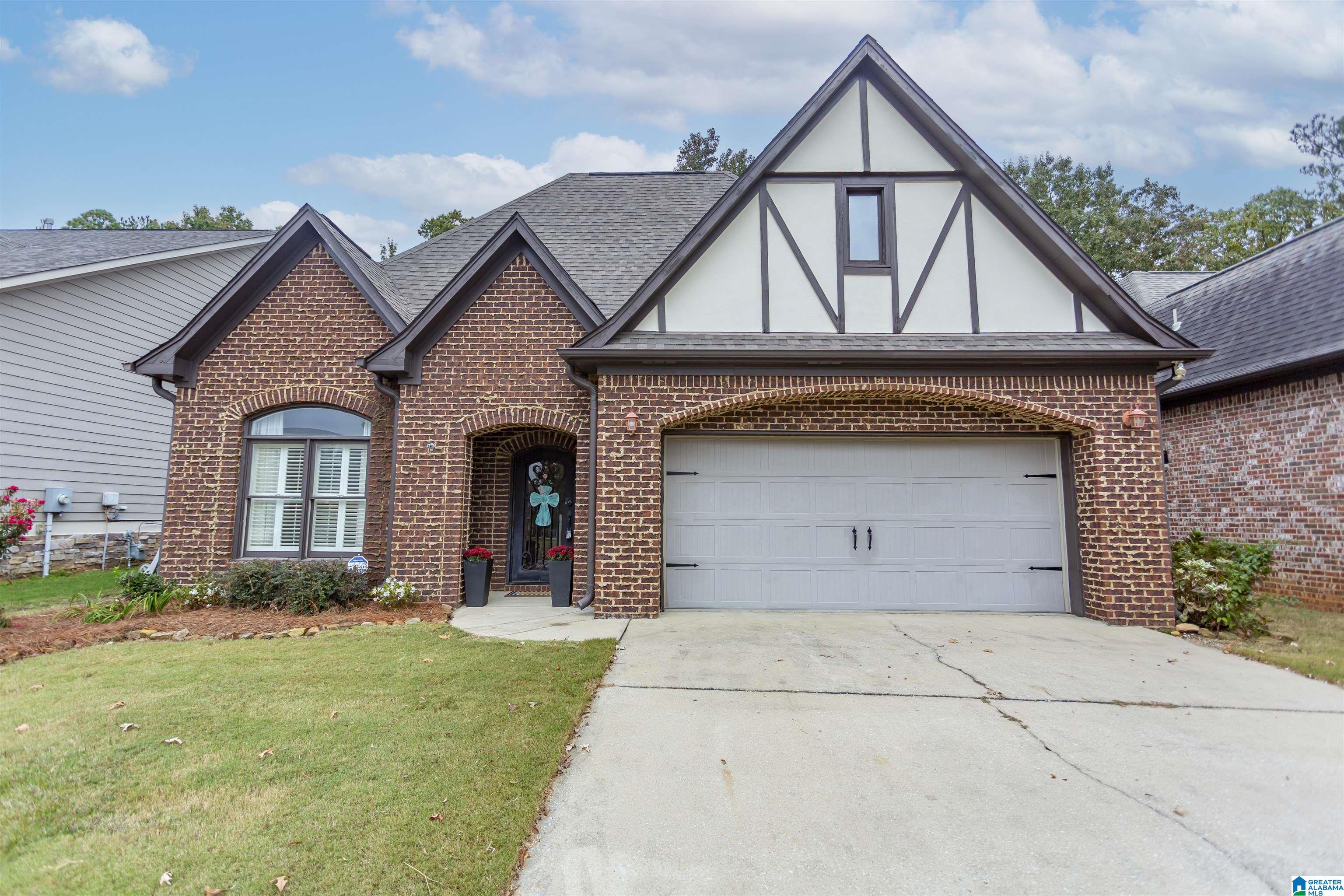 4065 OVERLOOK CIRCLE