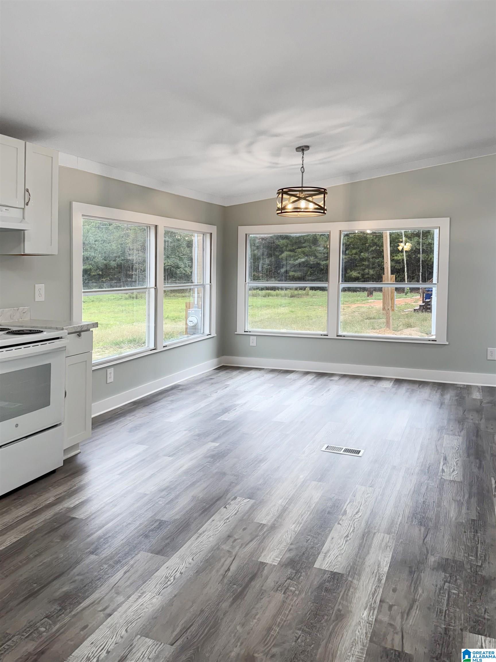 Homes for sale in West Blocton, AL | 620 Rockyview Road, West Blocton, AL 35184 | MLS# 21434722