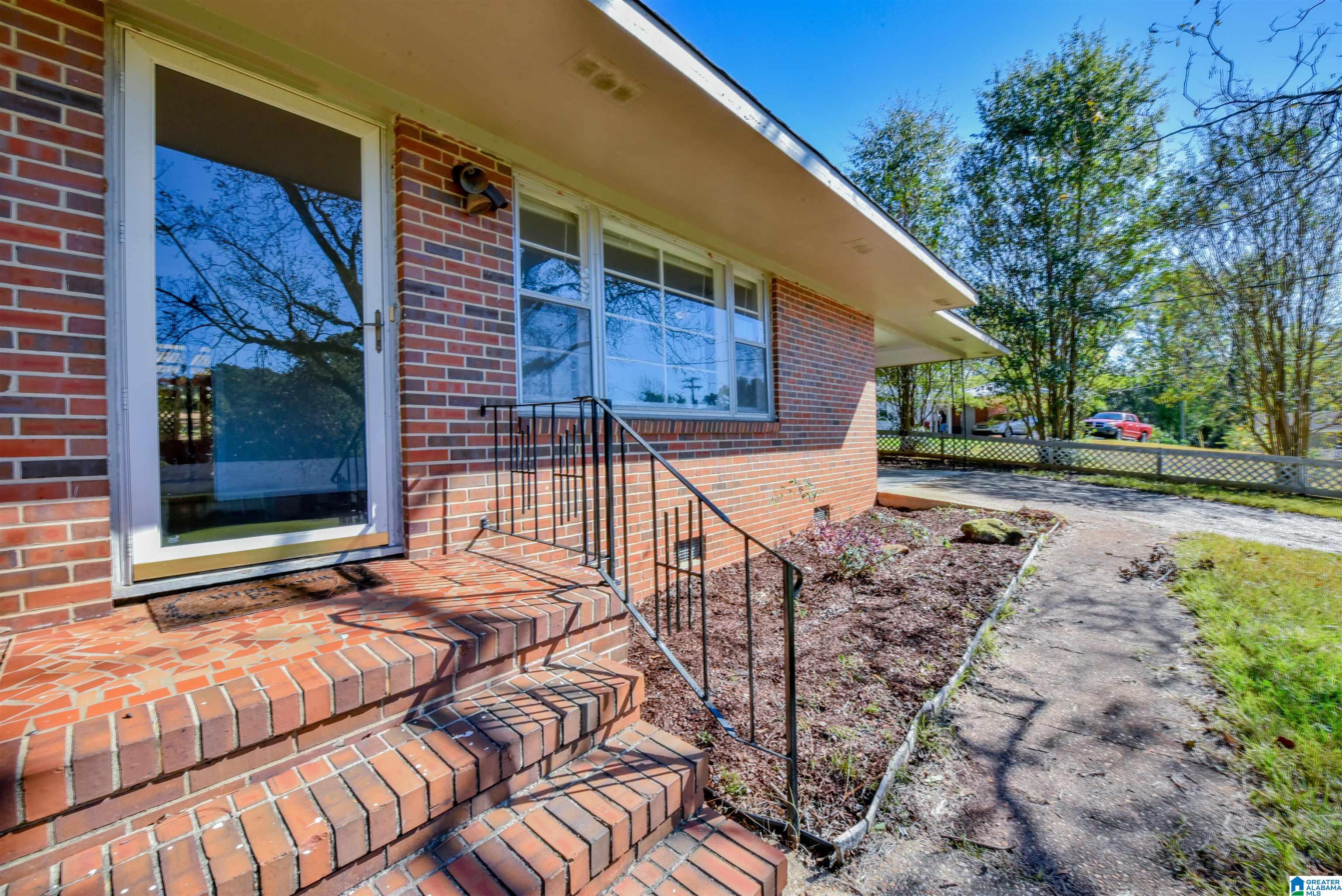 Homes for sale in Tuscaloosa, AL | 2307 Woodland Terrace, Tuscaloosa, AL 35404 | MLS# 21434742