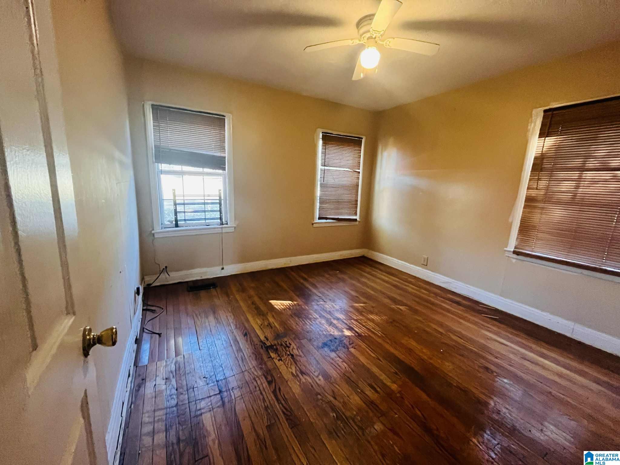 Homes for sale in Birmingham, AL | 1813 Jefferson Avenue Sw, Birmingham, AL 35211 | MLS# 21434833