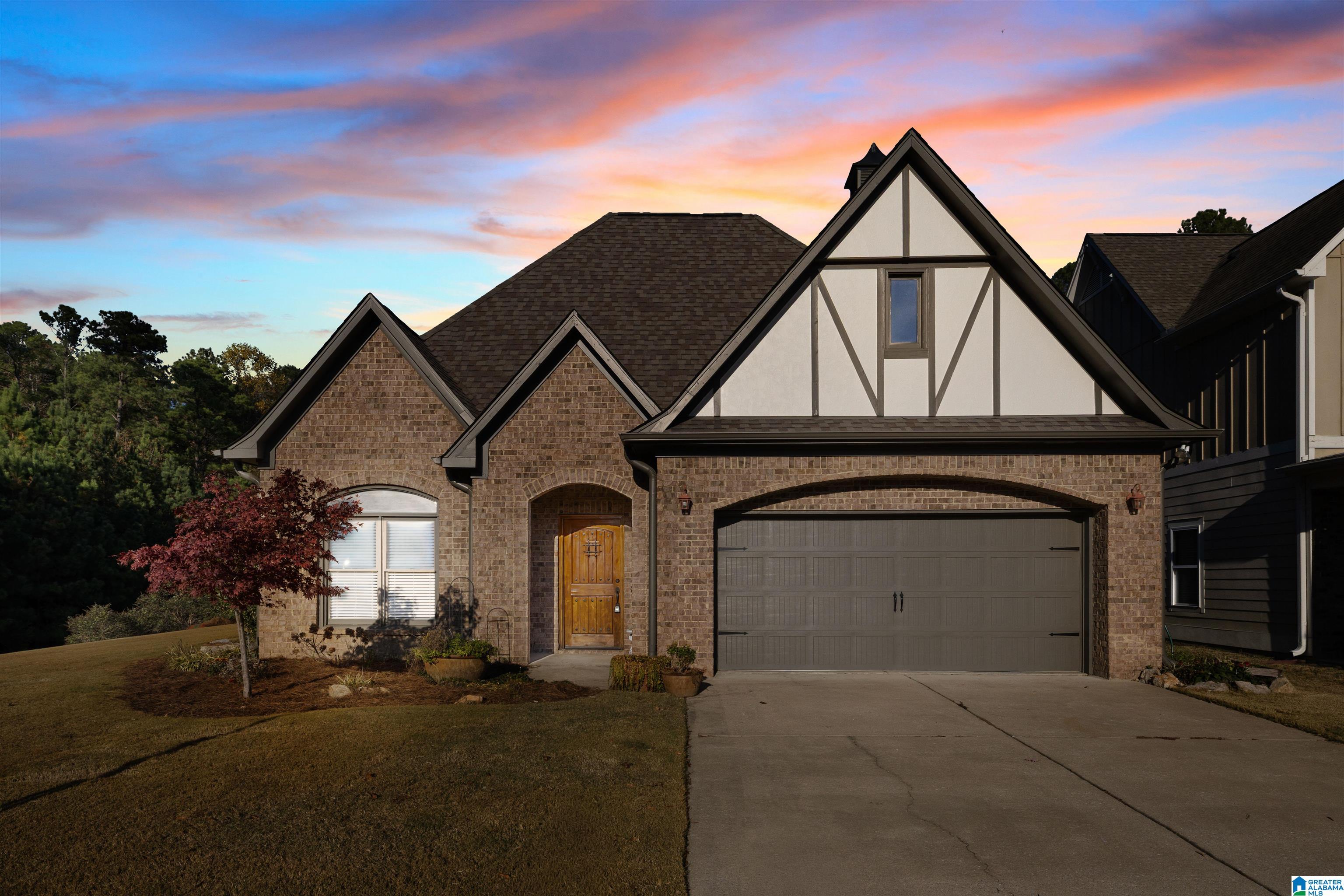 4005 OVERLOOK CIRCLE