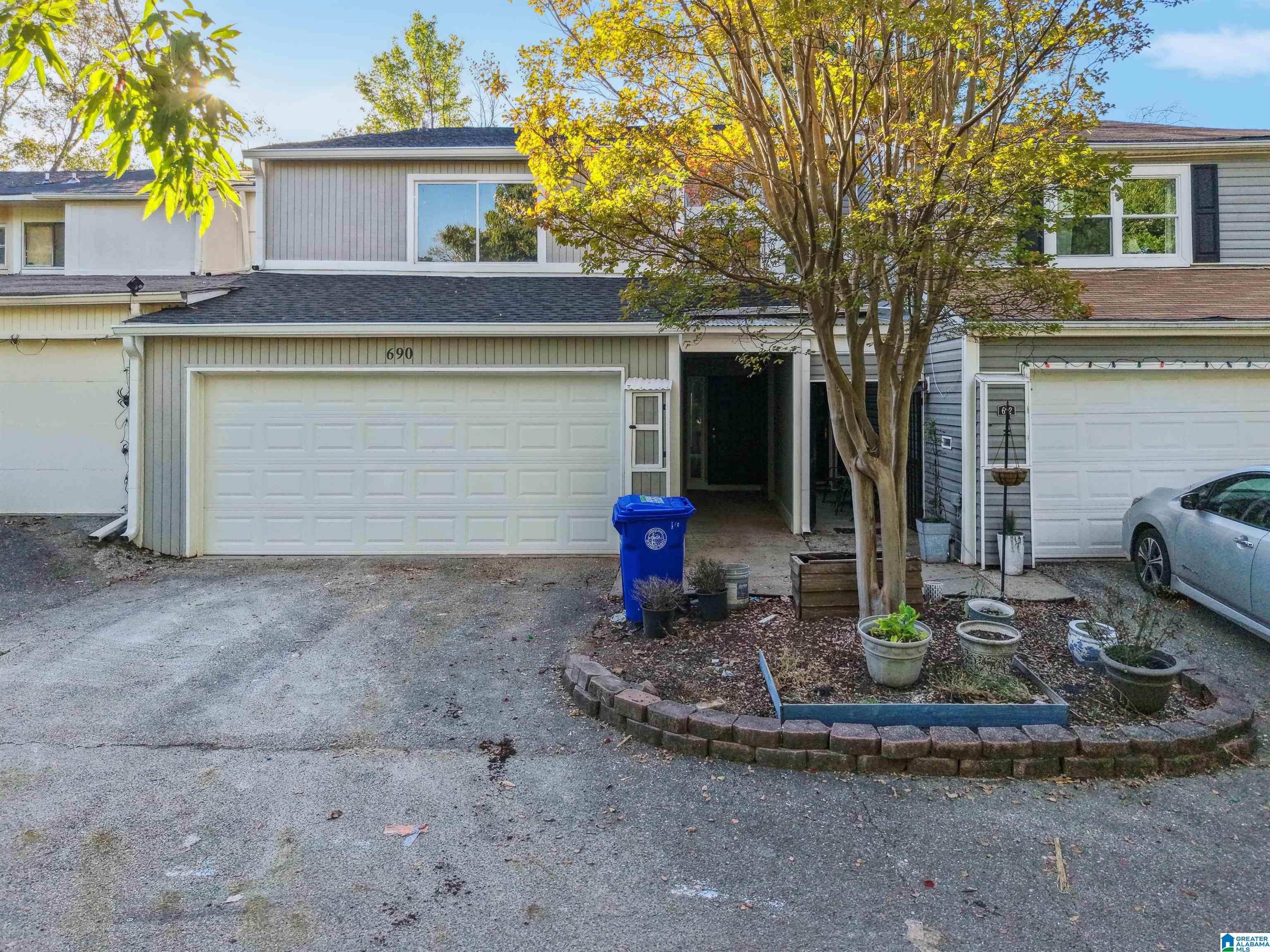 690 IDLEWILD CIRCLE
