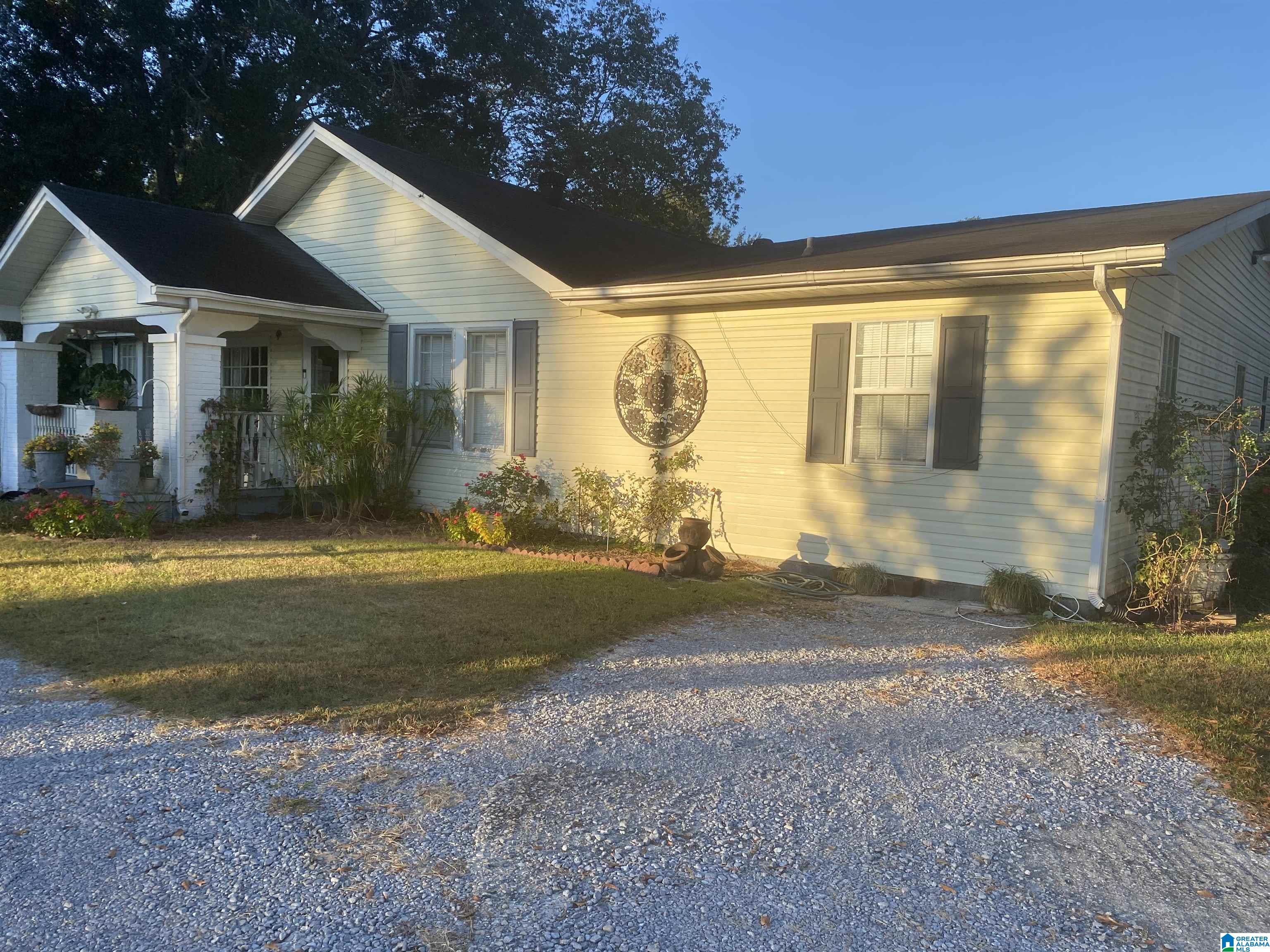 Homes for sale in Clanton, AL | 1705 Fulmer Dr, Clanton, AL 35045 | MLS# 21435018