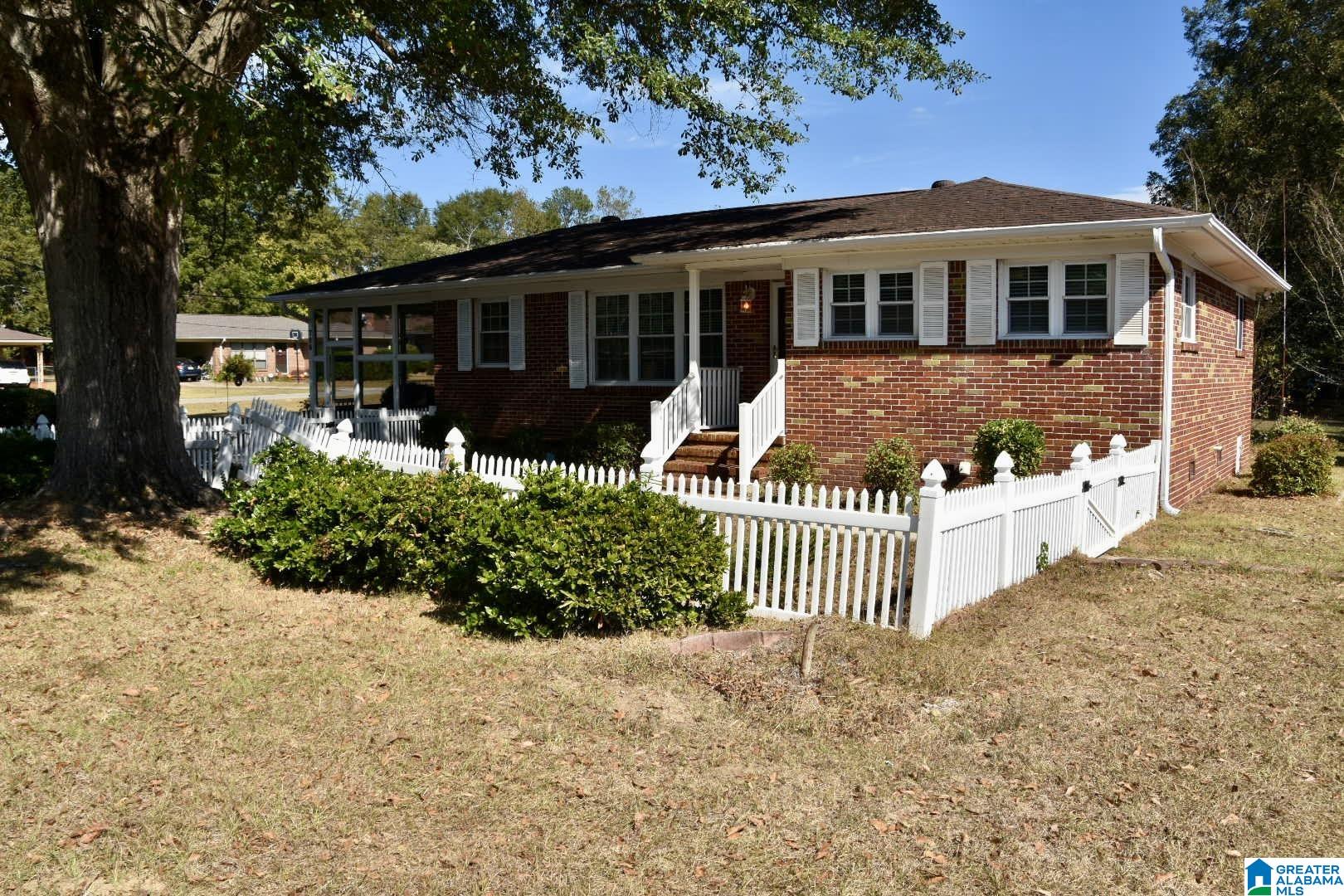 706 3RD STREET N