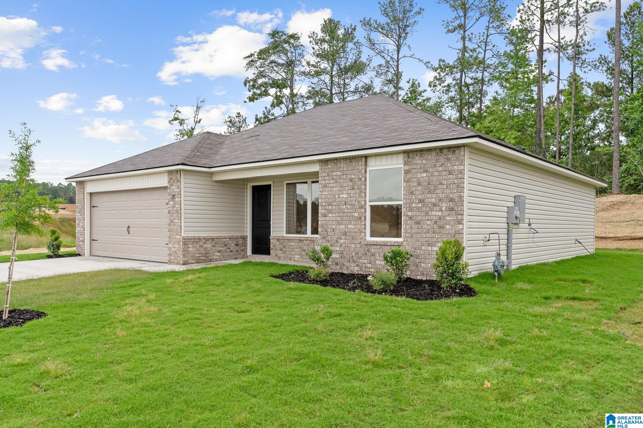 Homes for sale in Calera, AL | 609 Klynes Dr, Calera, AL 35040 | MLS# 21435101