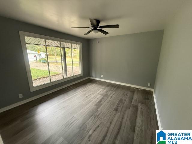 Homes for sale in Graysville, AL | 215 5Th Avenue Nw, Graysville, AL 35073 | MLS# 21435132