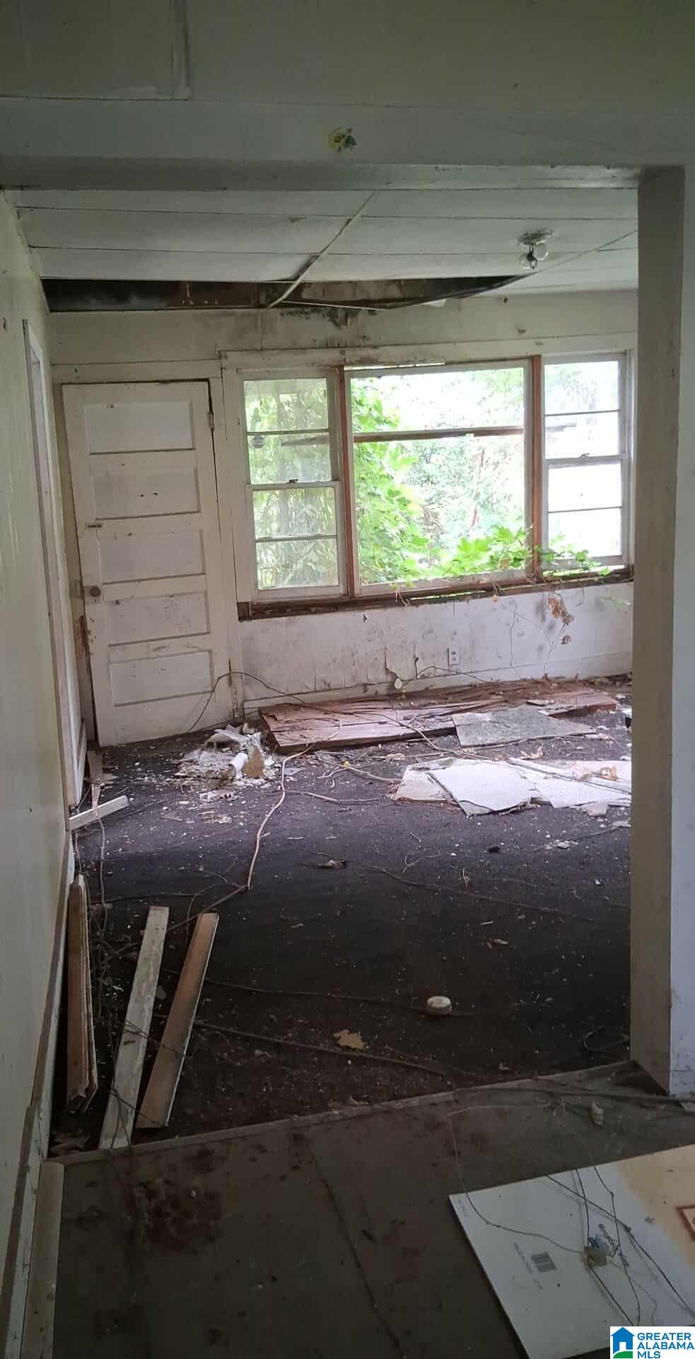 Homes for sale in Bessemer, AL | 5412 Circle Avenue, Bessemer, AL 35020 | MLS# 21435234