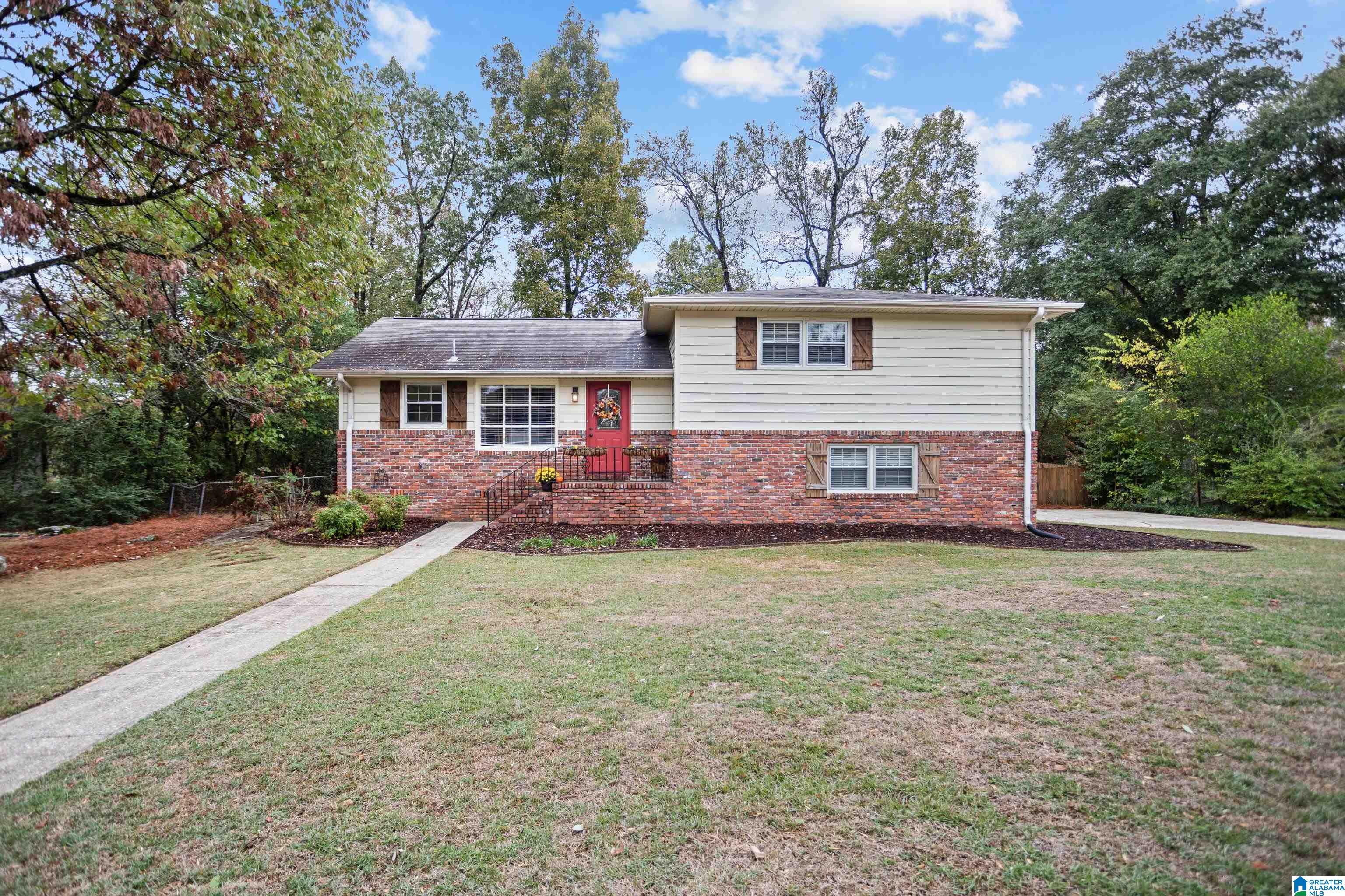 2348 FARLEY PLACE