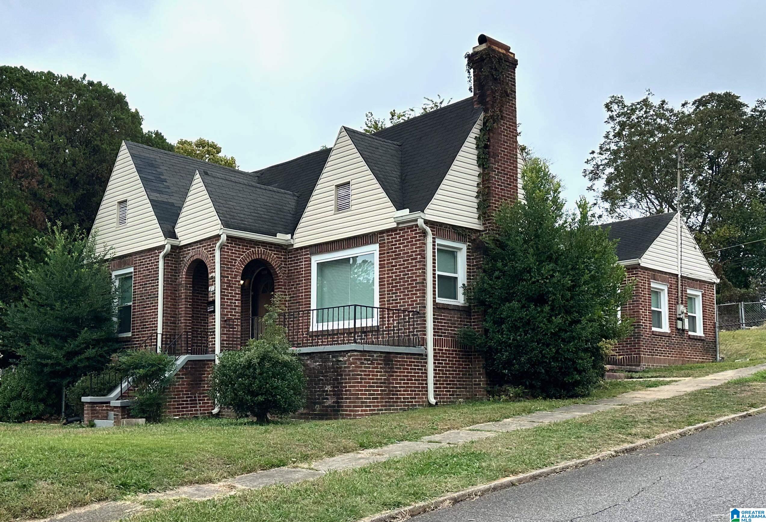 Homes for sale in Birmingham, AL | 1401 43rd Street, Birmingham, AL 35208 | MLS# 21435284