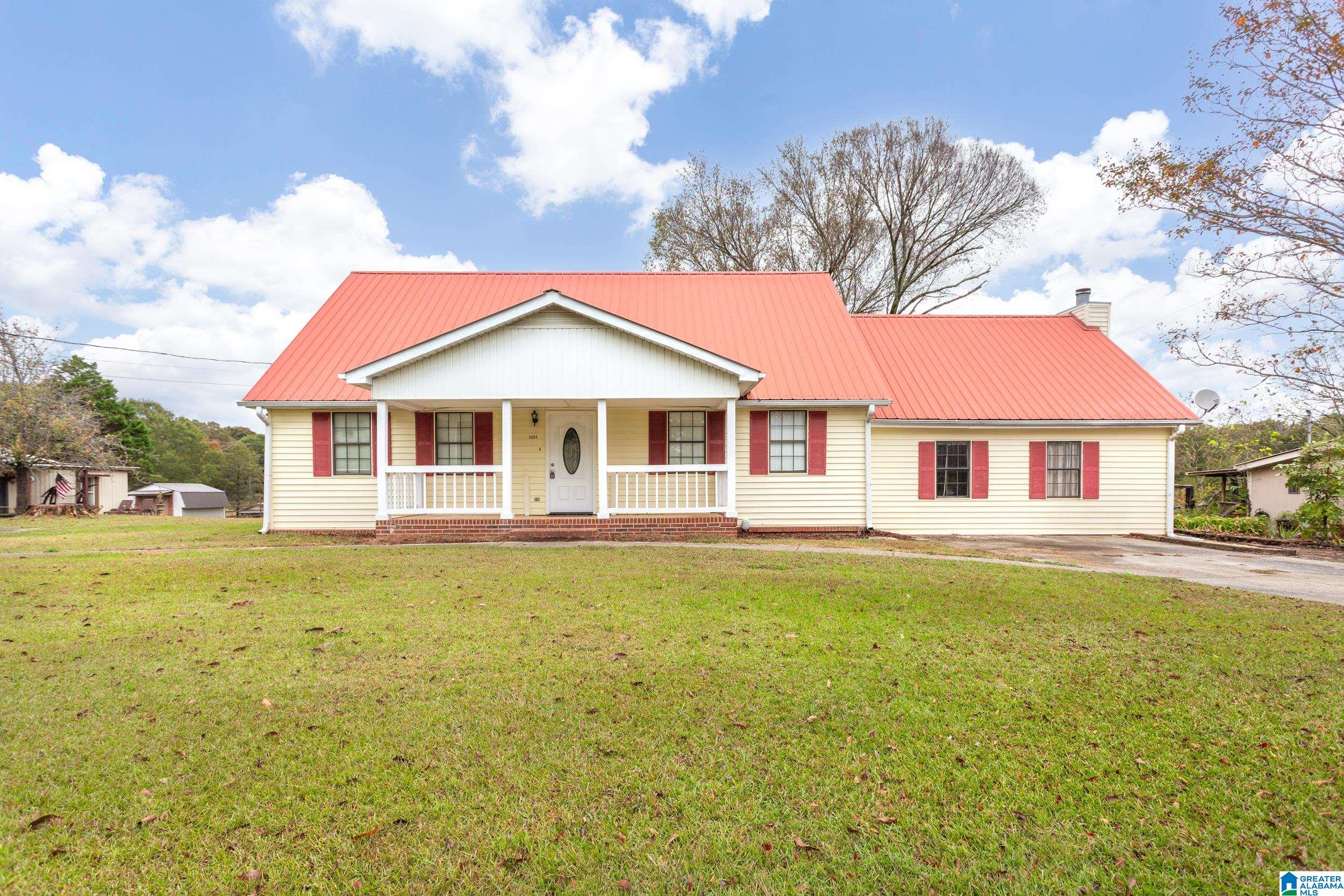 Homes for sale in Pell City, AL | 1604 Truss Ferry Road, Pell City, AL 35128 | MLS# 21435358