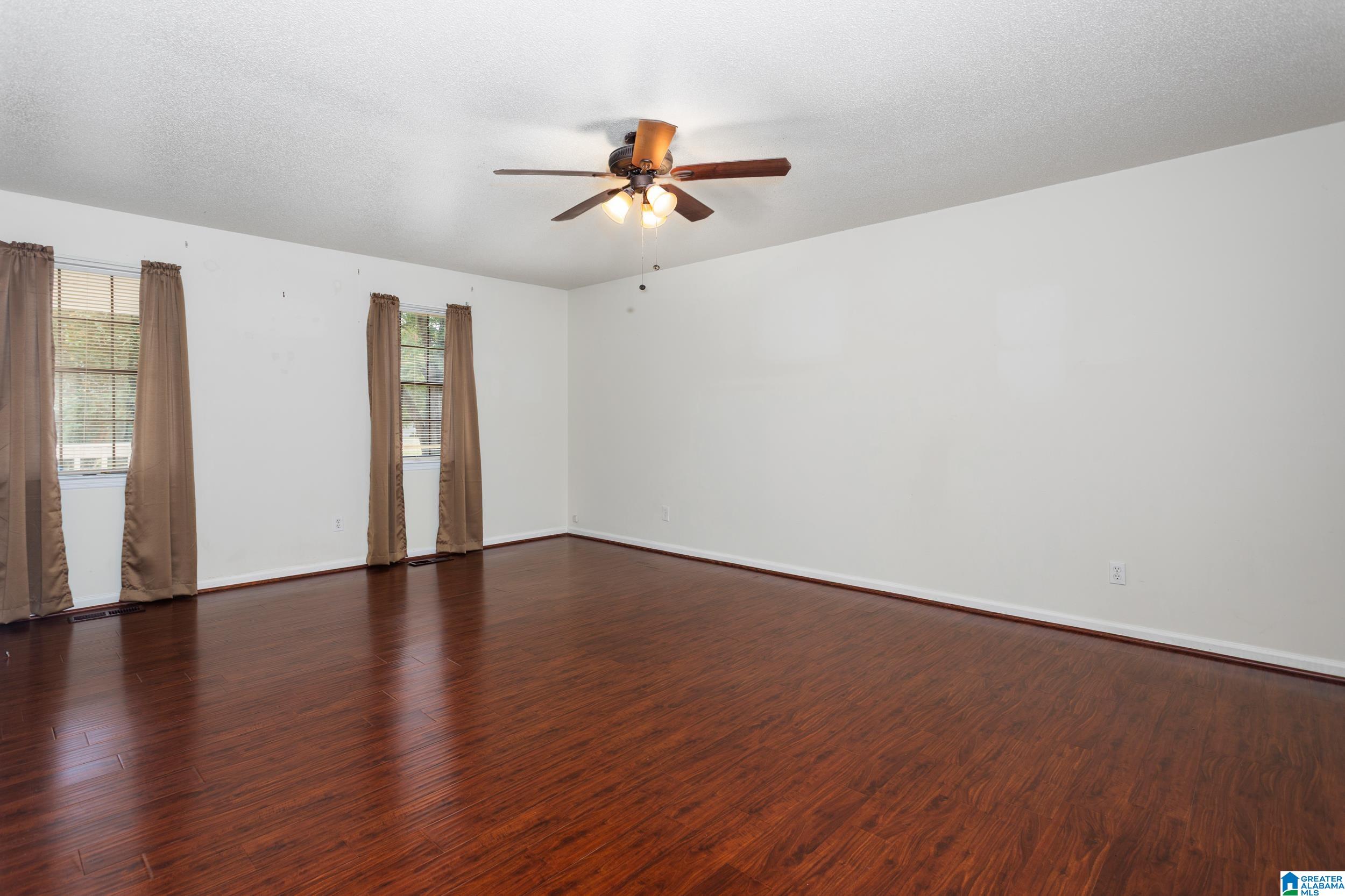 Homes for sale in Pell City, AL | 1604 Truss Ferry Road, Pell City, AL 35128 | MLS# 21435358