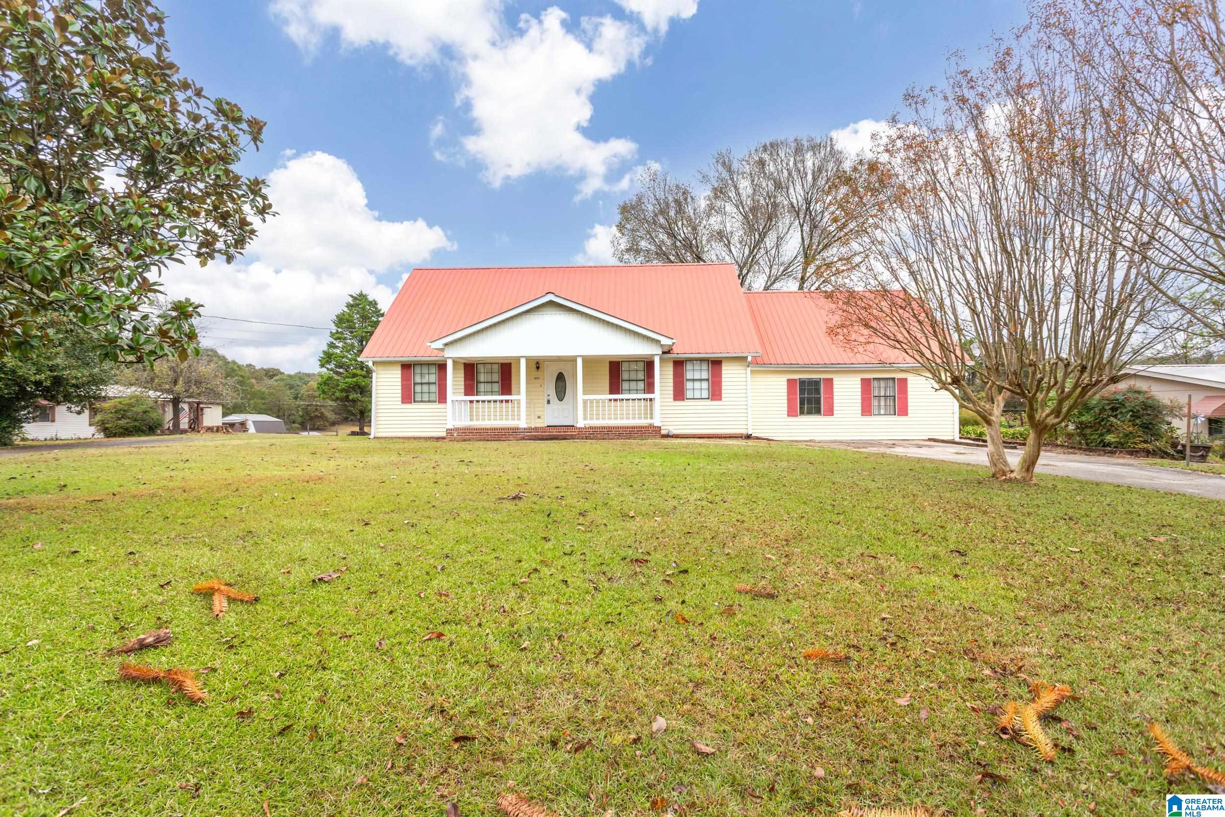 Homes for sale in Pell City, AL | 1604 Truss Ferry Road, Pell City, AL 35128 | MLS# 21435358