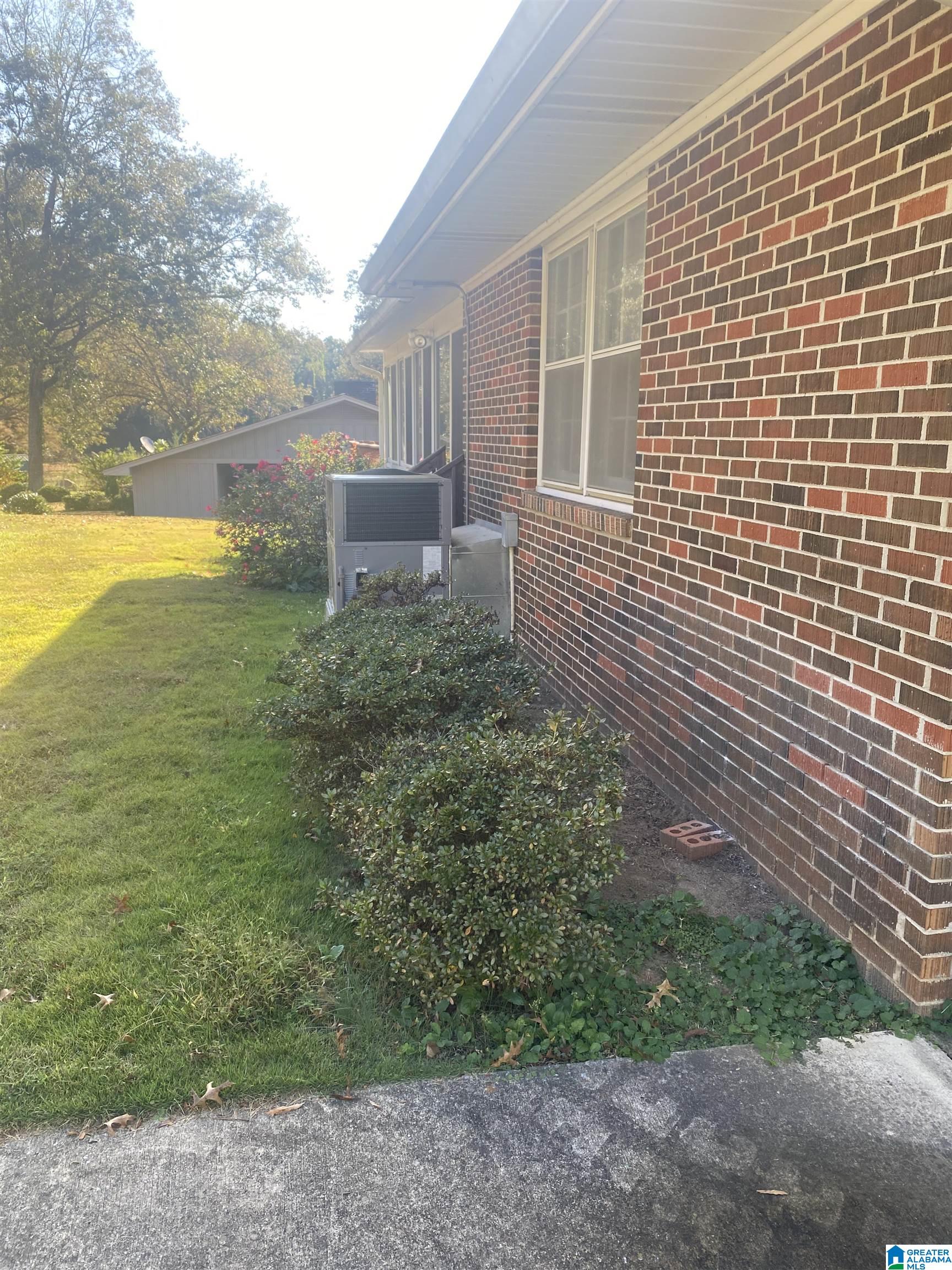 Homes for sale in Brent, AL | 265 Mcmillan Street, Brent, AL 35034 | MLS# 21435456