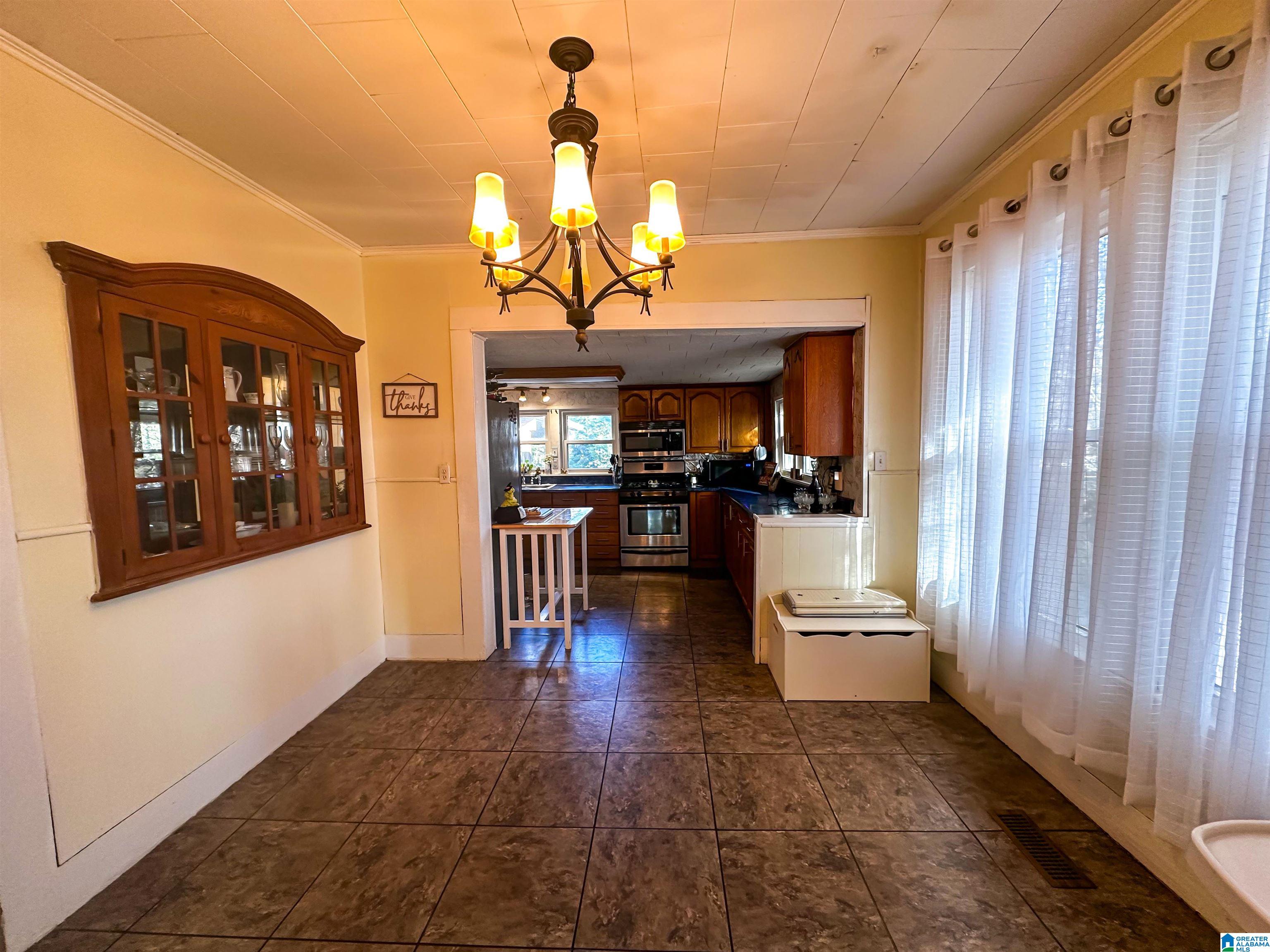 Homes for sale in West Blocton, AL | 242 Florida Street, West Blocton, AL 35184 | MLS# 21435457