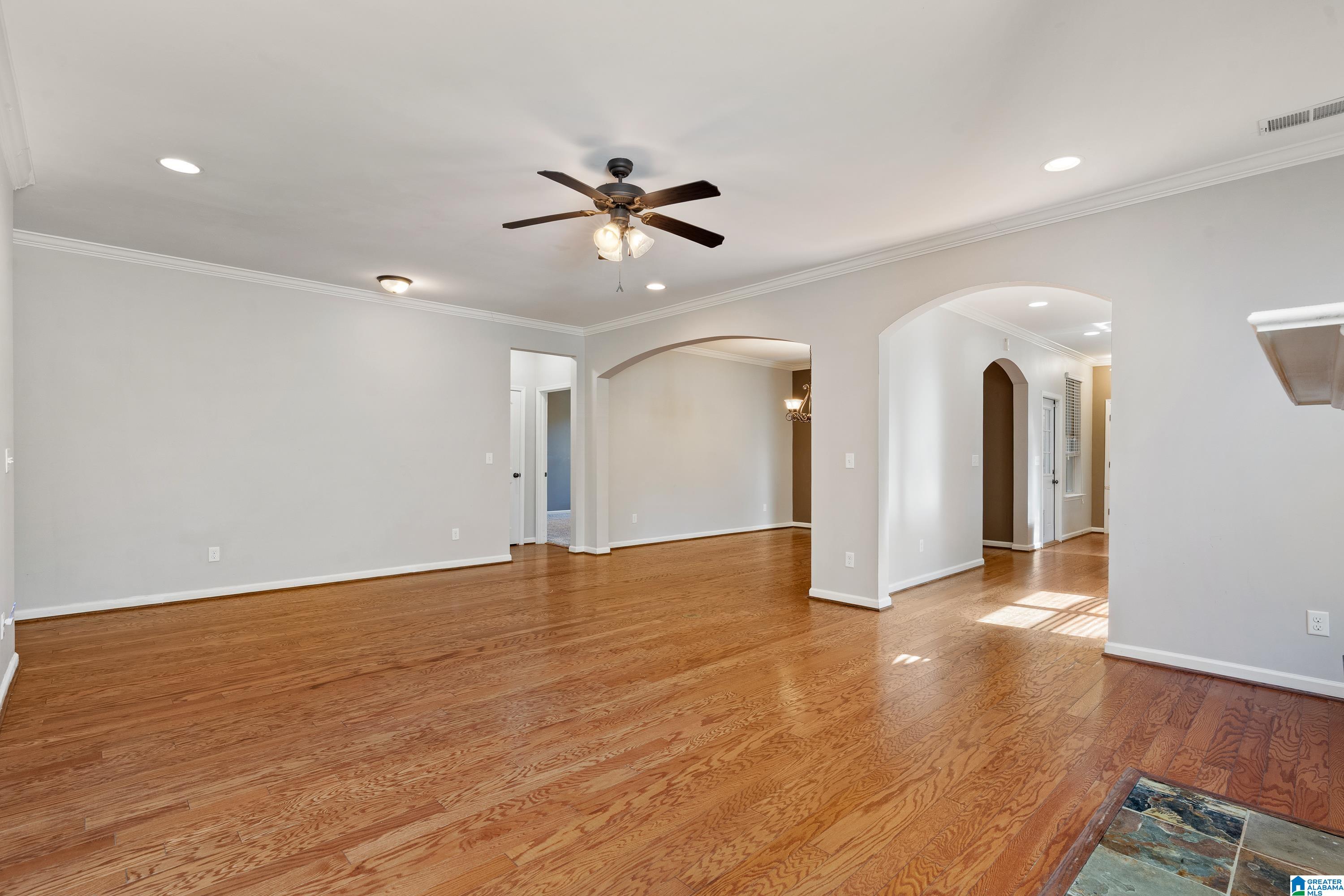 Homes for sale in Hoover, AL | 5850 Water Point Lane, Hoover, AL 35244 | MLS# 21435555