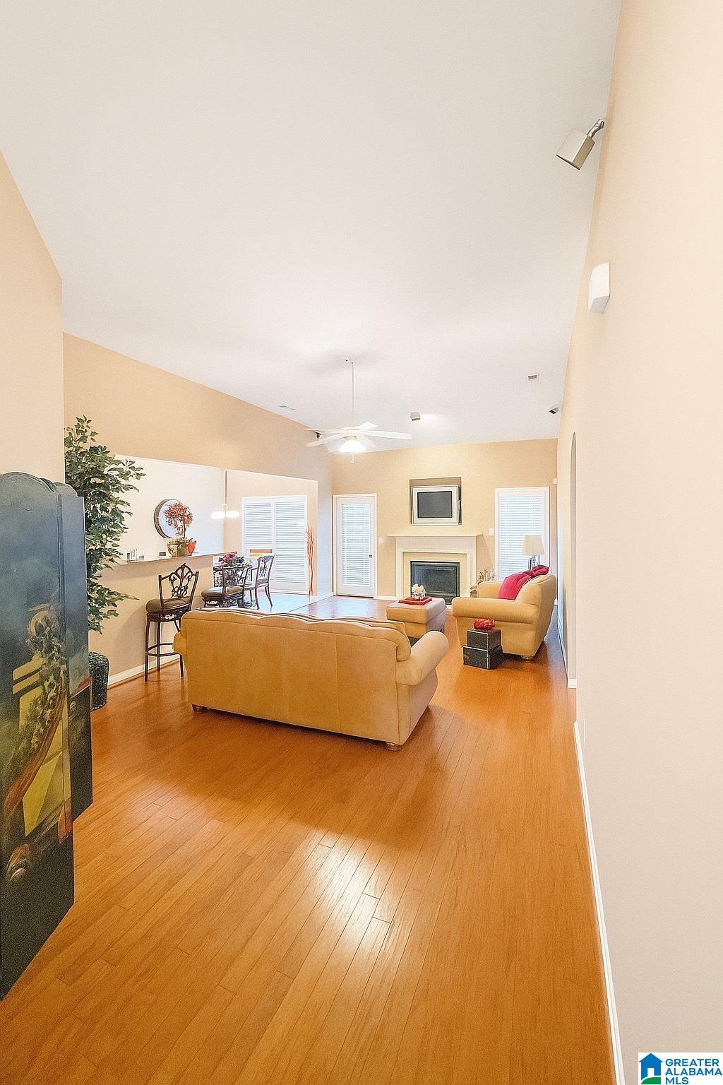 Homes for sale in Alabaster, AL | 191 Gardenside Dr, Alabaster, AL 35007 | MLS# 21435653