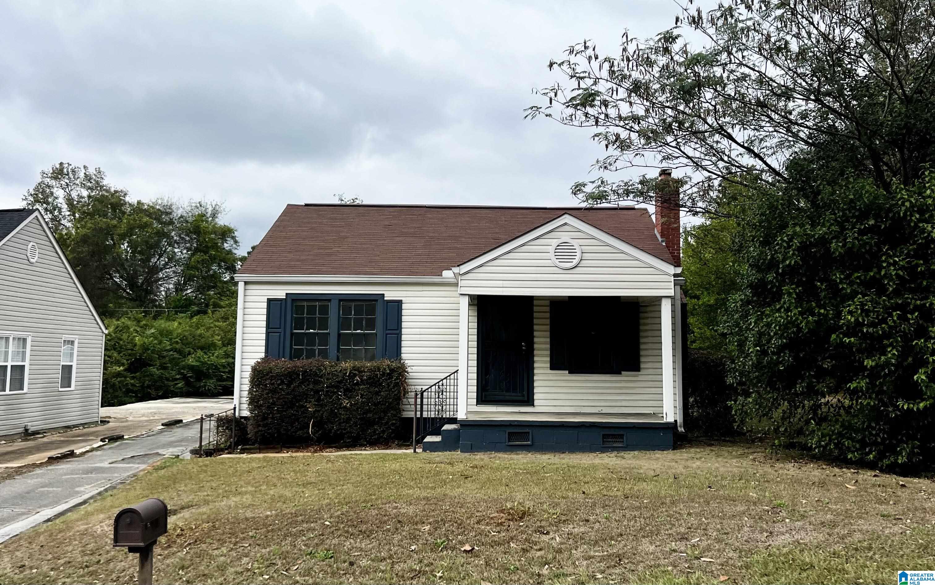 Homes for sale in Tuscaloosa, AL | 916 Crescent Ridge Road E, Tuscaloosa, AL 35404 | MLS# 21435693