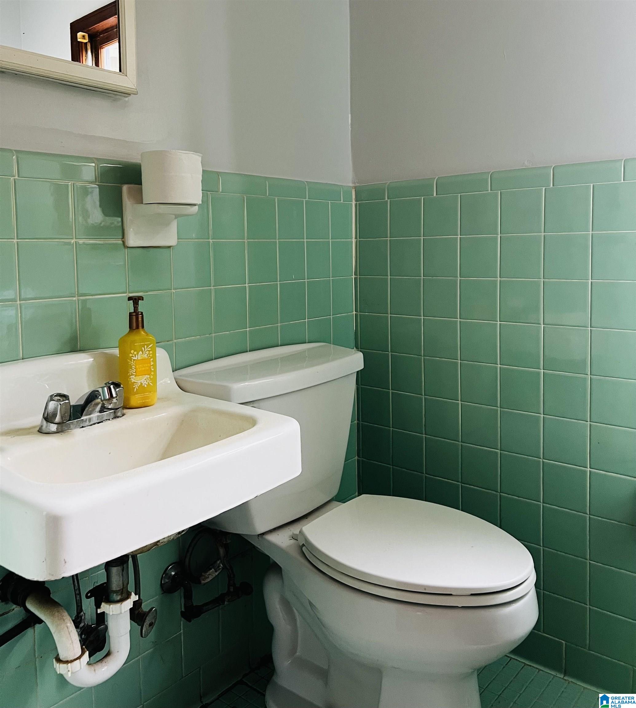 Homes for sale in Tuscaloosa, AL | 916 Crescent Ridge Road E, Tuscaloosa, AL 35404 | MLS# 21435693