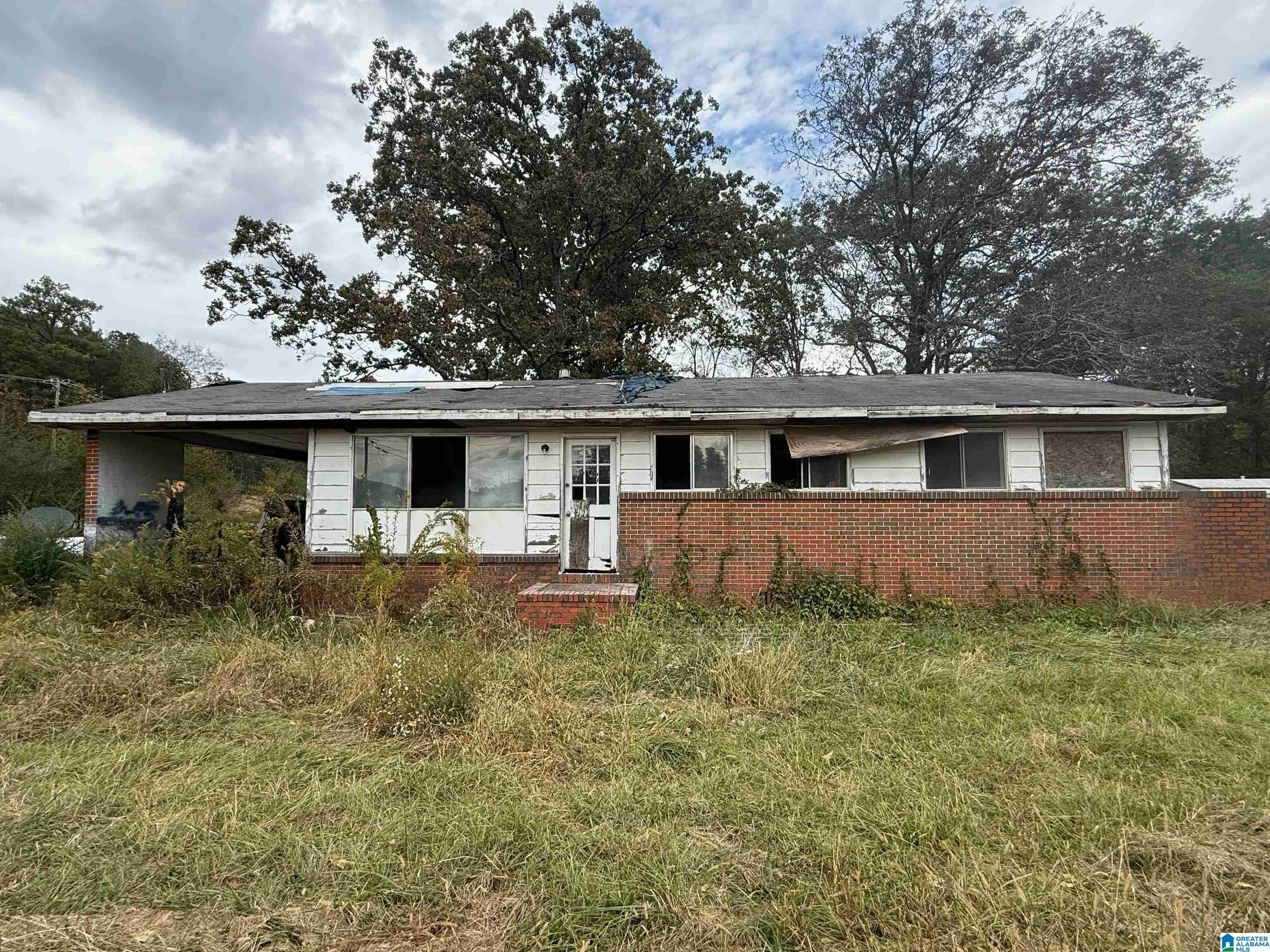 Homes for sale in Anniston, AL | 2033 Winchester Road, Anniston, AL 36201 | MLS# 21435731