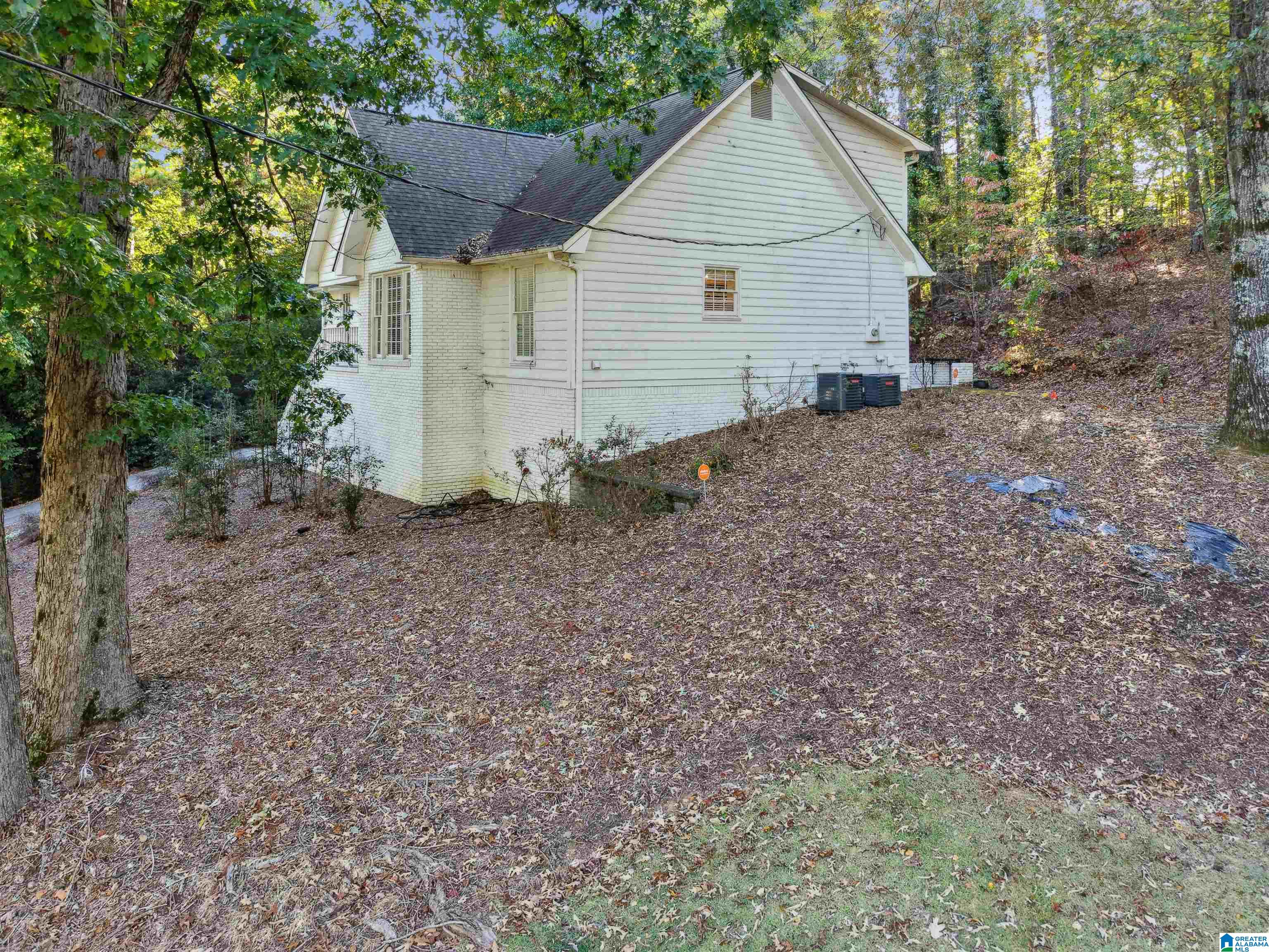 Homes for sale in Hoover, AL | 764 Heatherwood Dr, Hoover, AL 35244 | MLS# 21435806